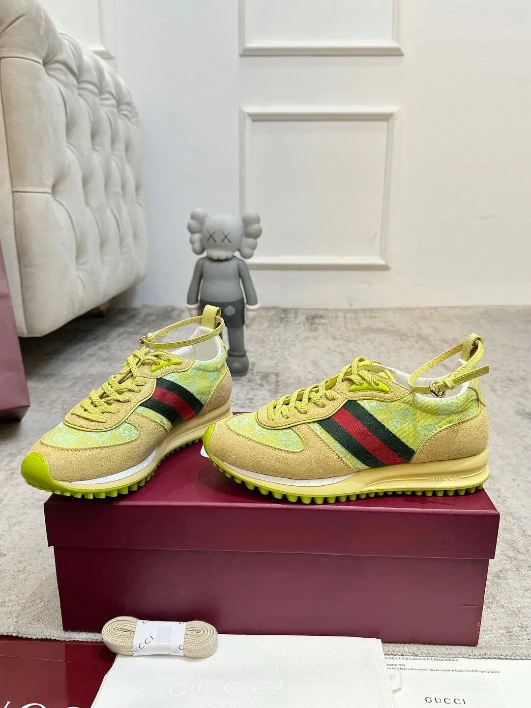 Кроссовки Женские Gucci 944884