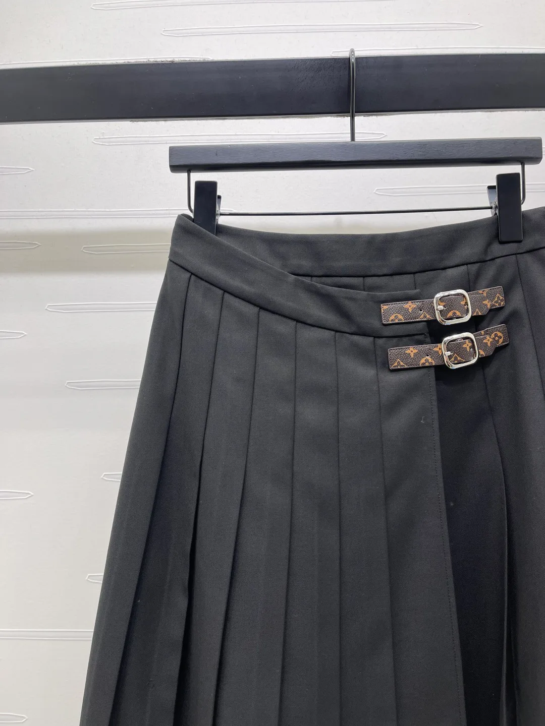 Юбки Женские Louis Vuitton 9575936