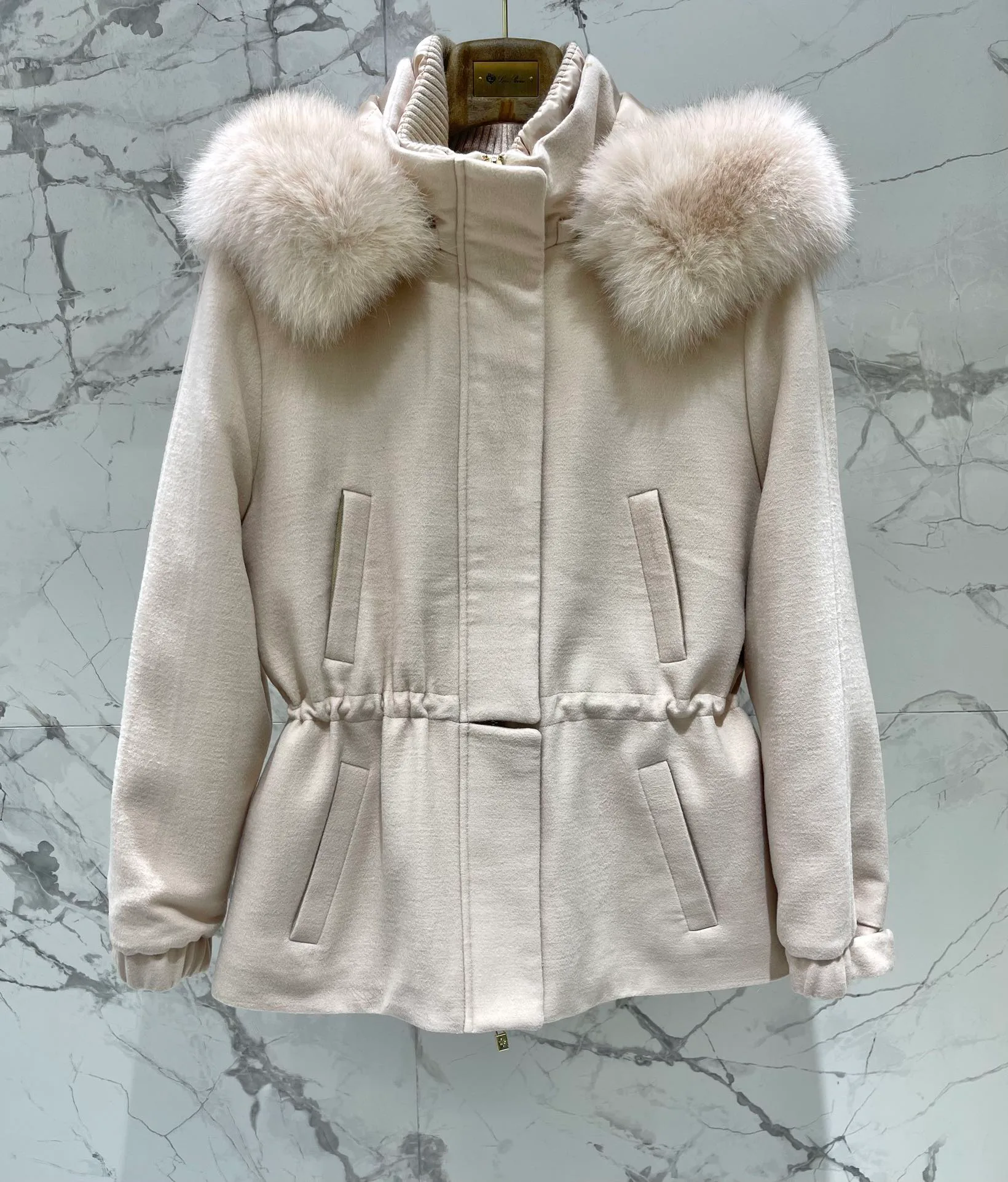 Куртки И Пуховики Женские Loro Piana 1144972