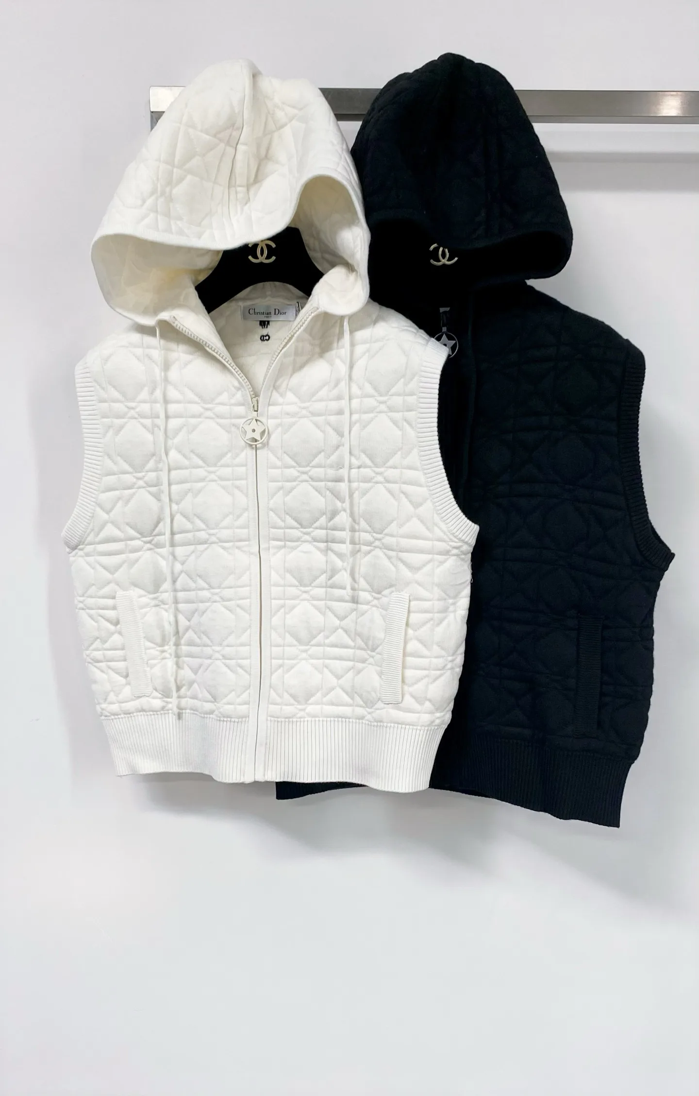 Жилеты Женские Christian Dior 18734011
