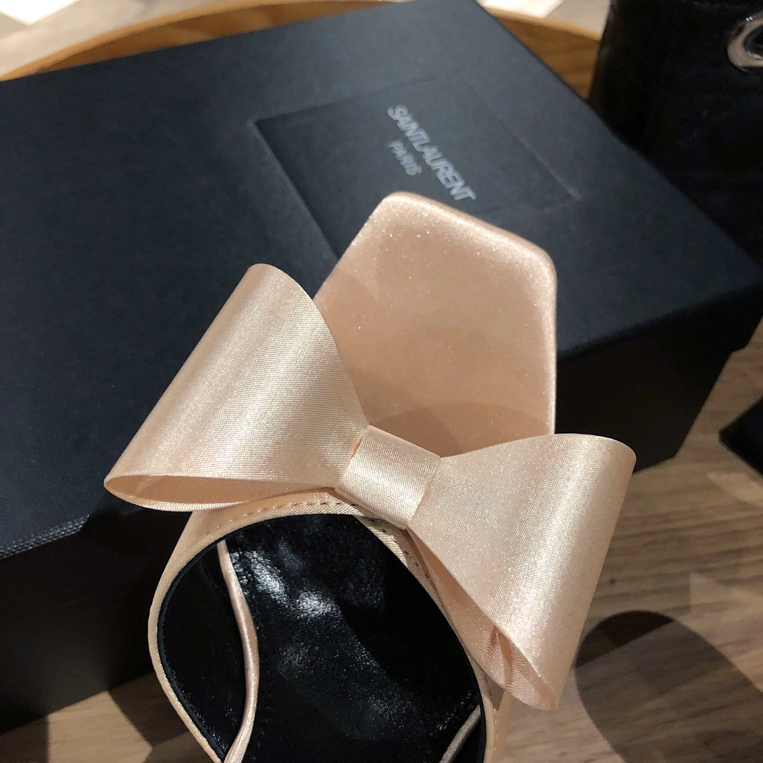Босоножки Женские Saint Laurent 11220488
