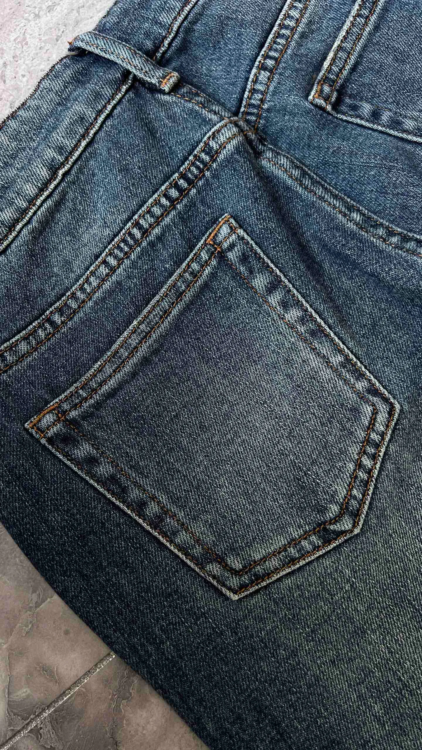Джинсы Женские Saint Laurent 18442968