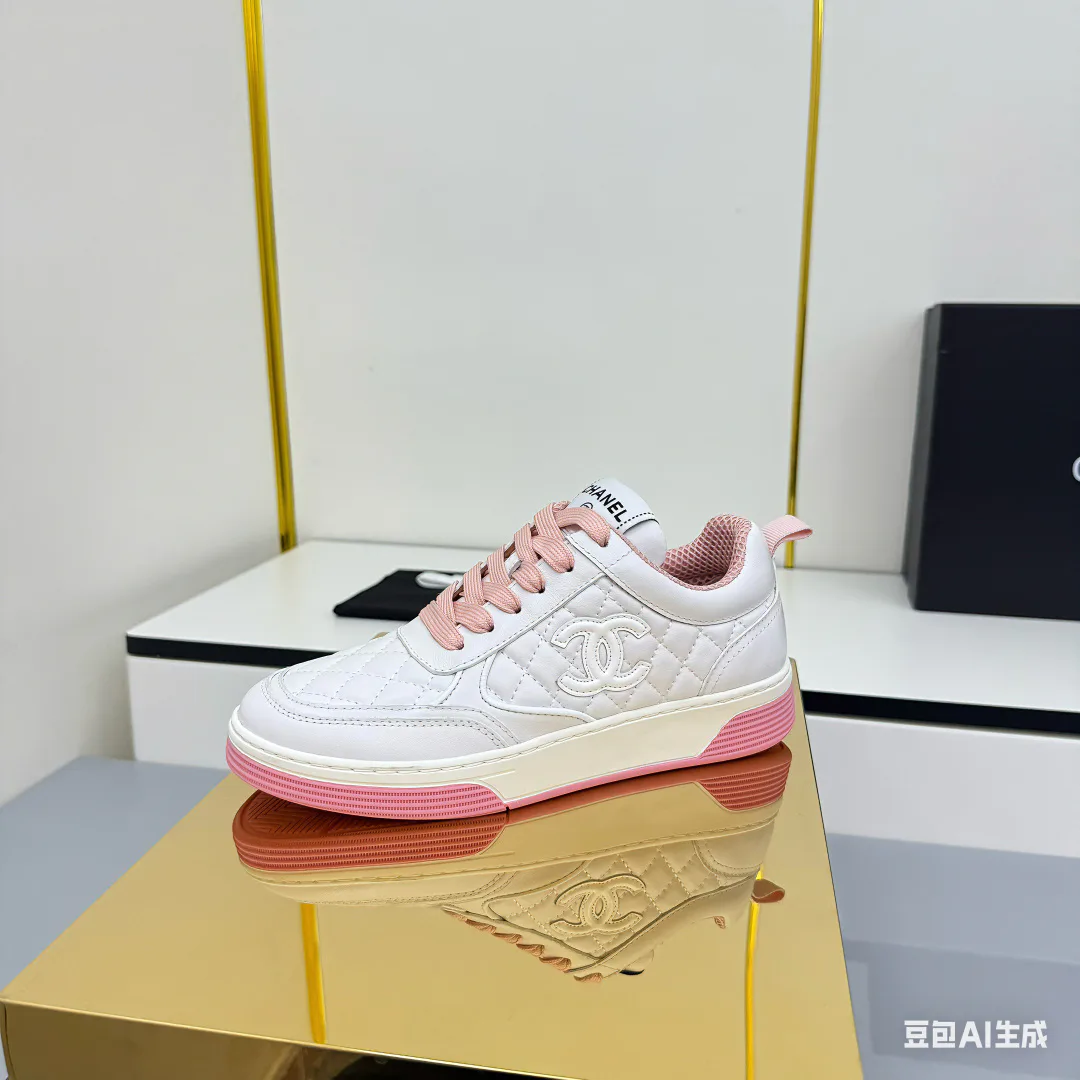 Кроссовки Женские Chanel 4502740