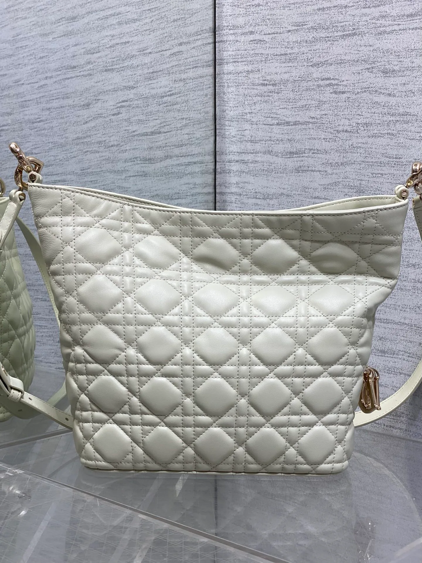 Классические Сумки Женские Christian Dior 18242109