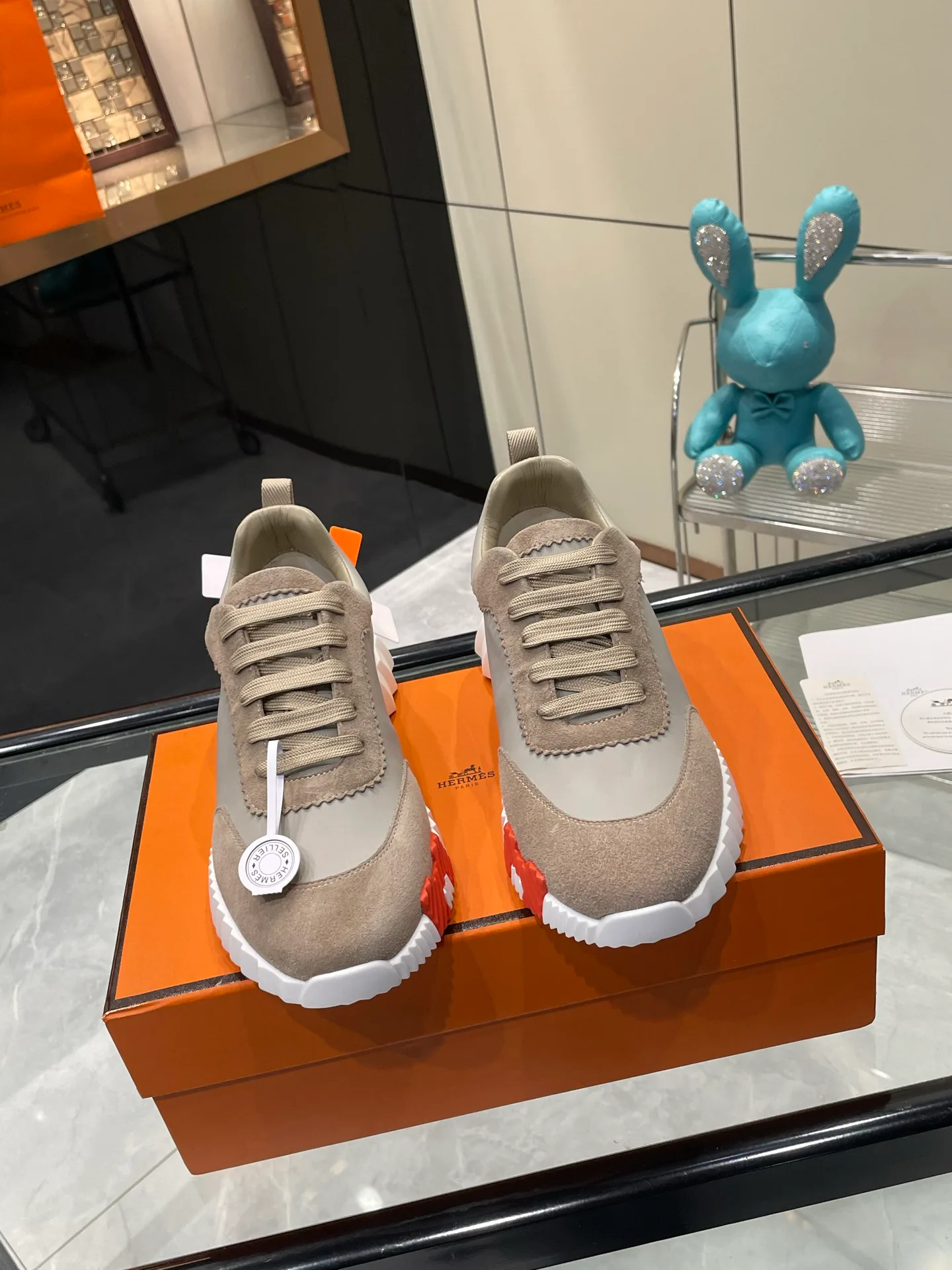 Кроссовки Женские Hermes 2733289