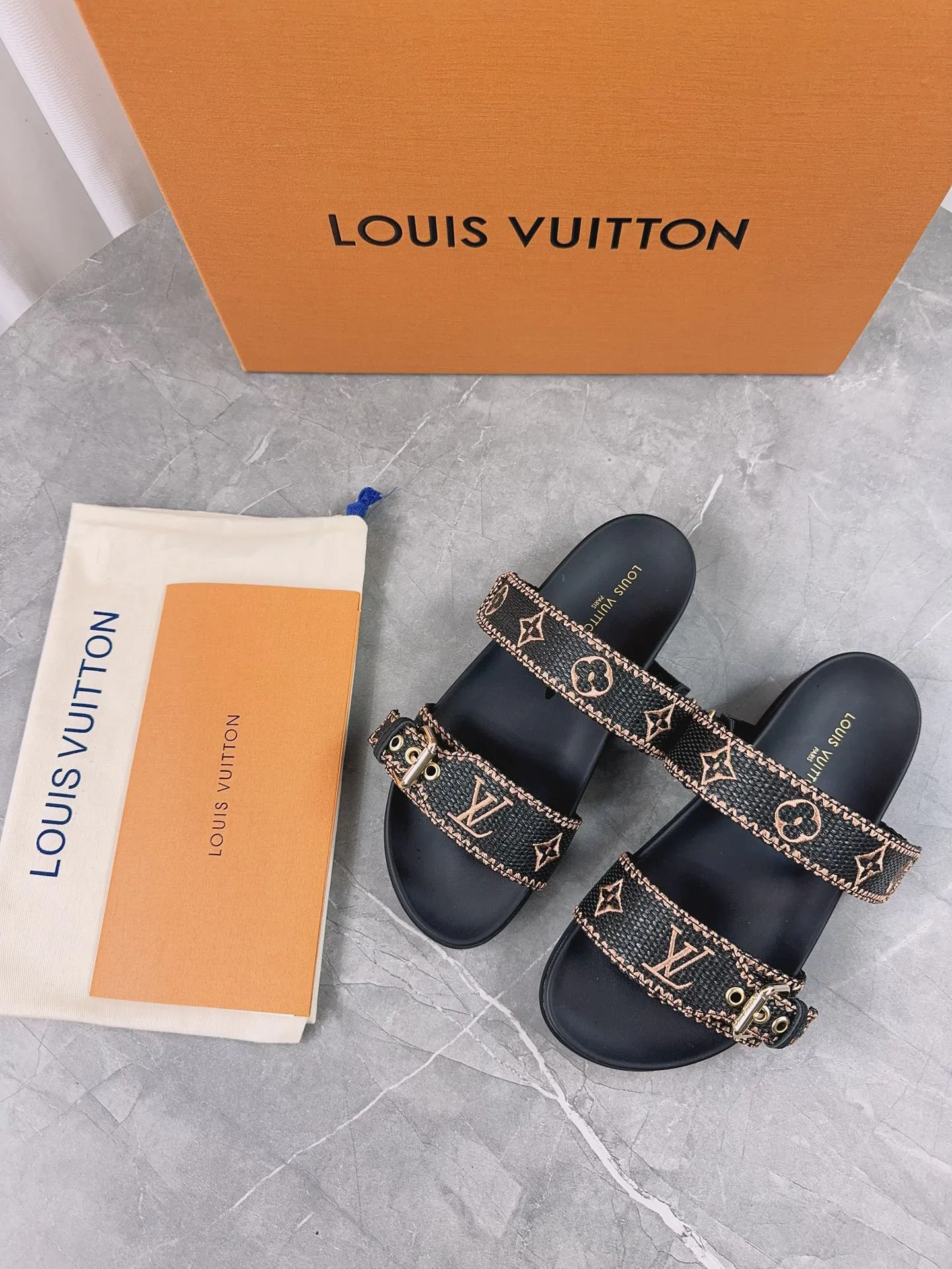 Сандалии Женские Louis Vuitton 12156555