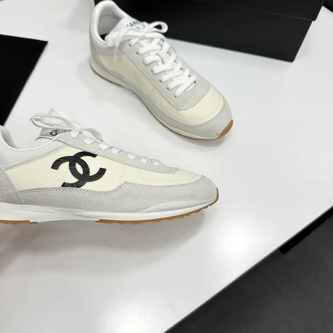 Кроссовки Женские Chanel 11738513