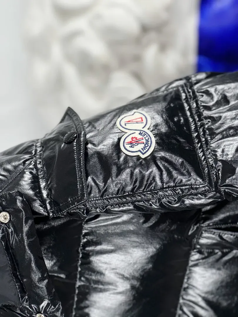 Куртки И Пуховики Женские Moncler 1536093