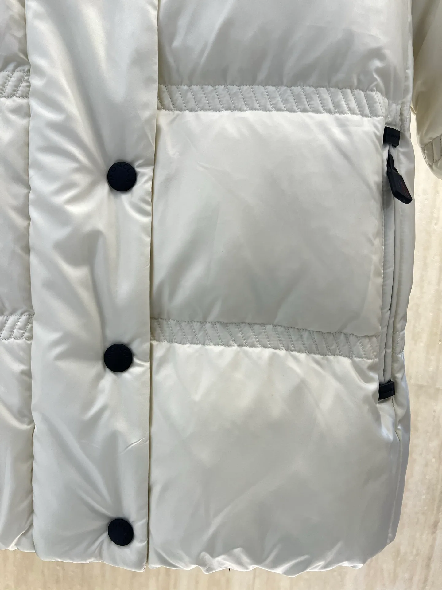Куртки И Пуховики Мужские Moncler 18231503
