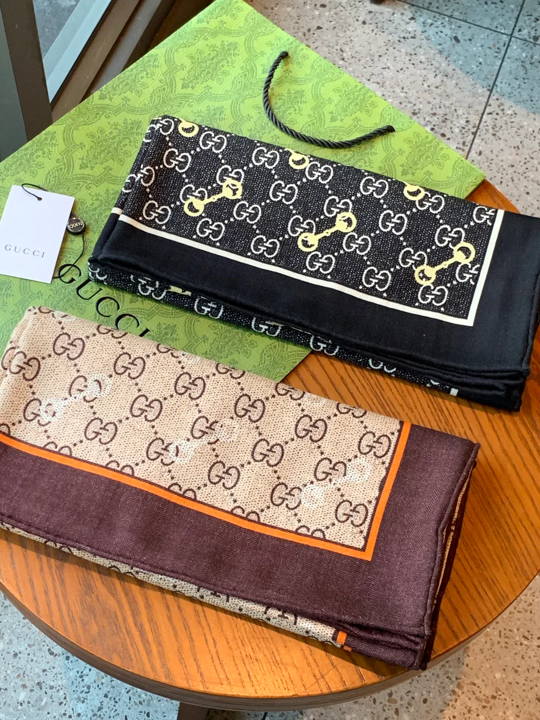 Платки Gucci 1338070