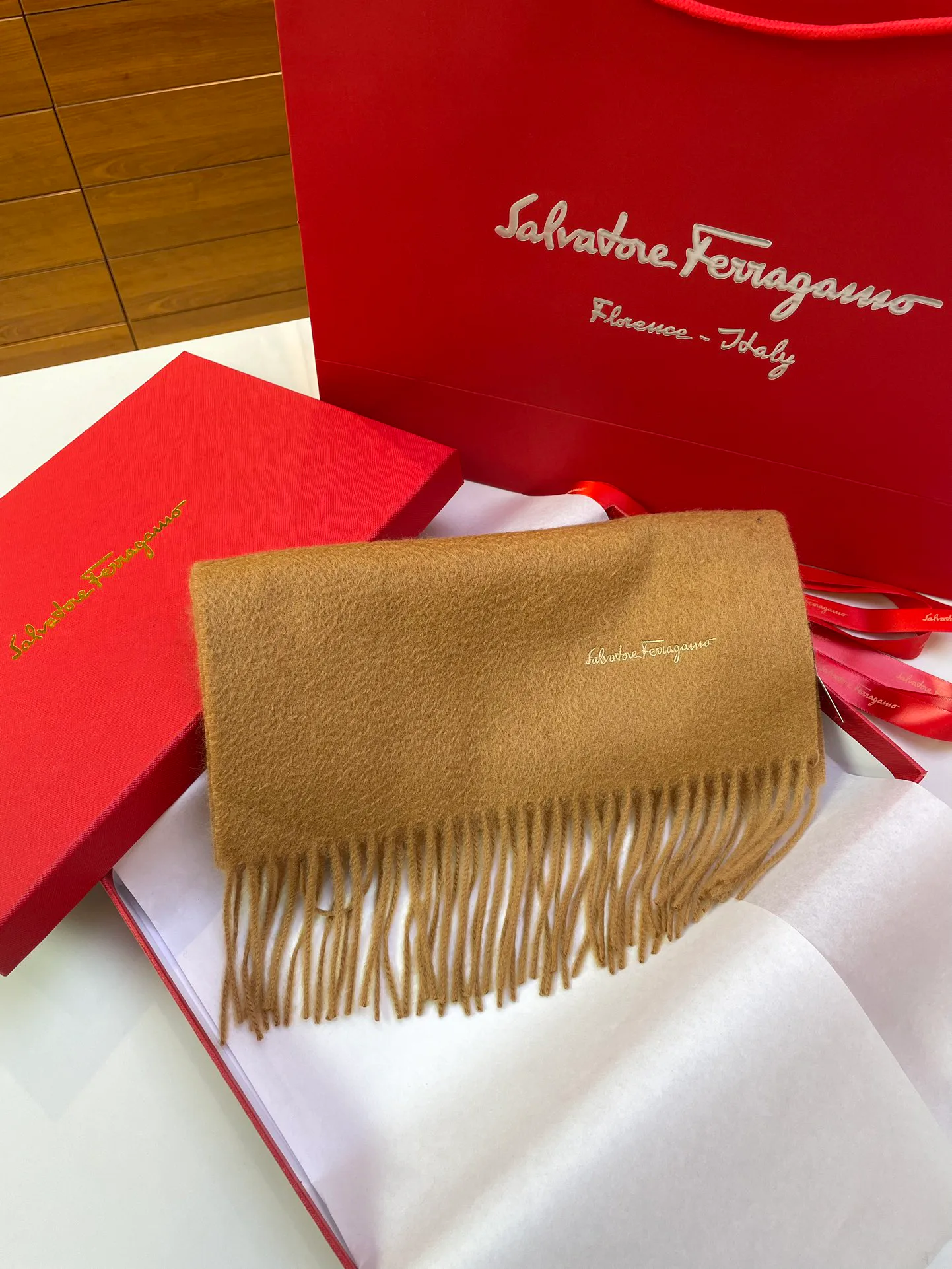 Шарфы Salvatore Ferragamo 76792