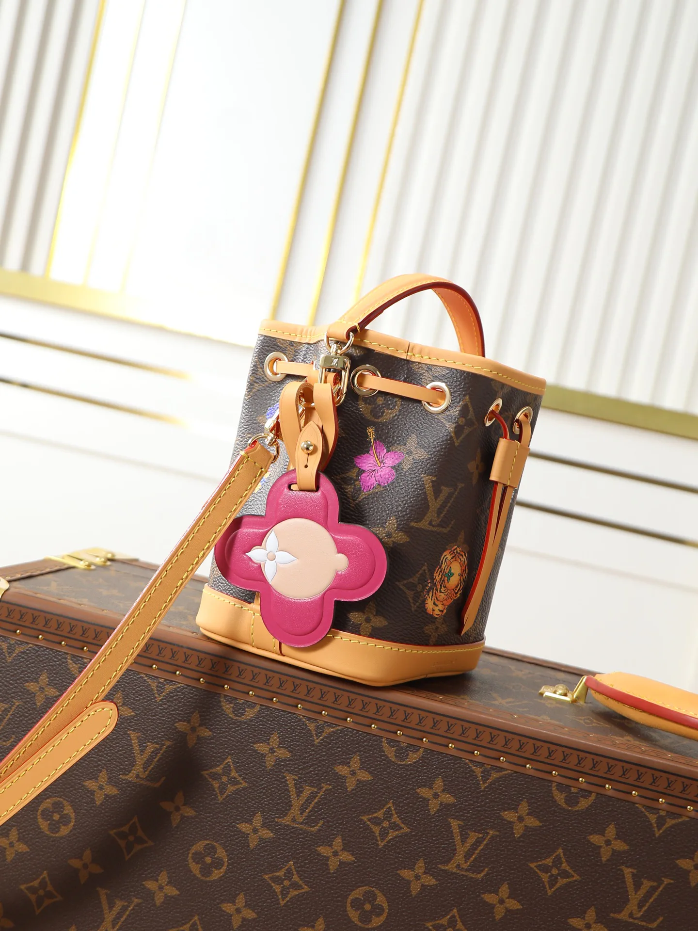 Сумки На Ремне Женские Louis Vuitton 1135326