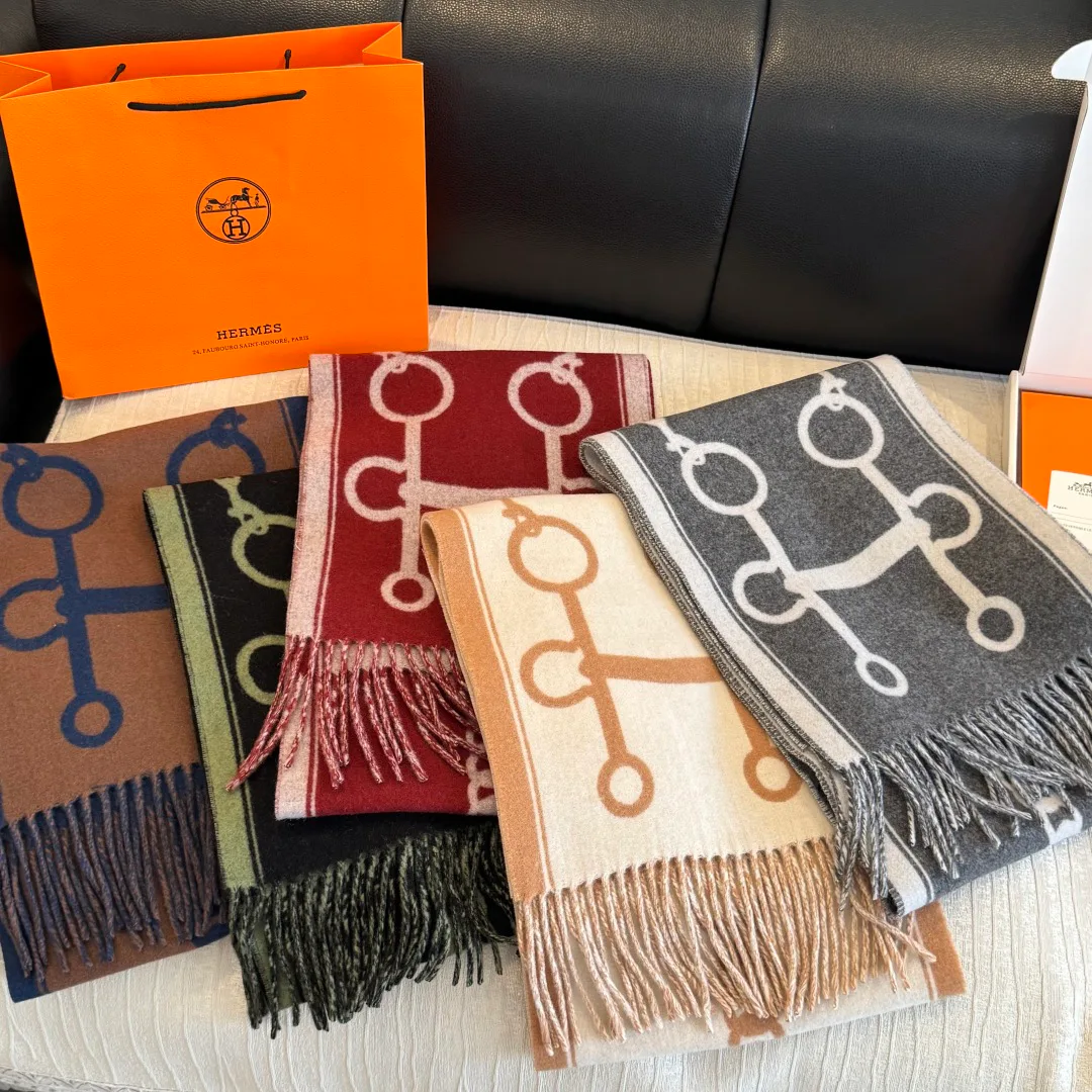 Шарфы Hermes 18627067