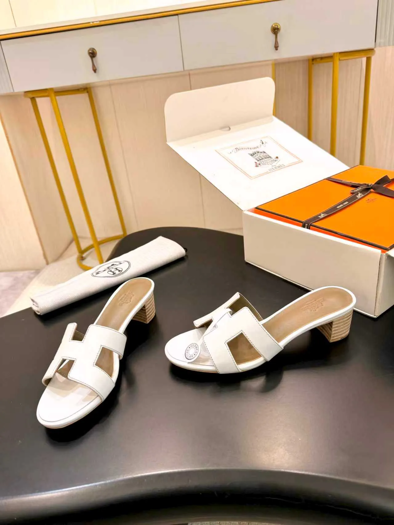 Босоножки Женские Hermes 10250438