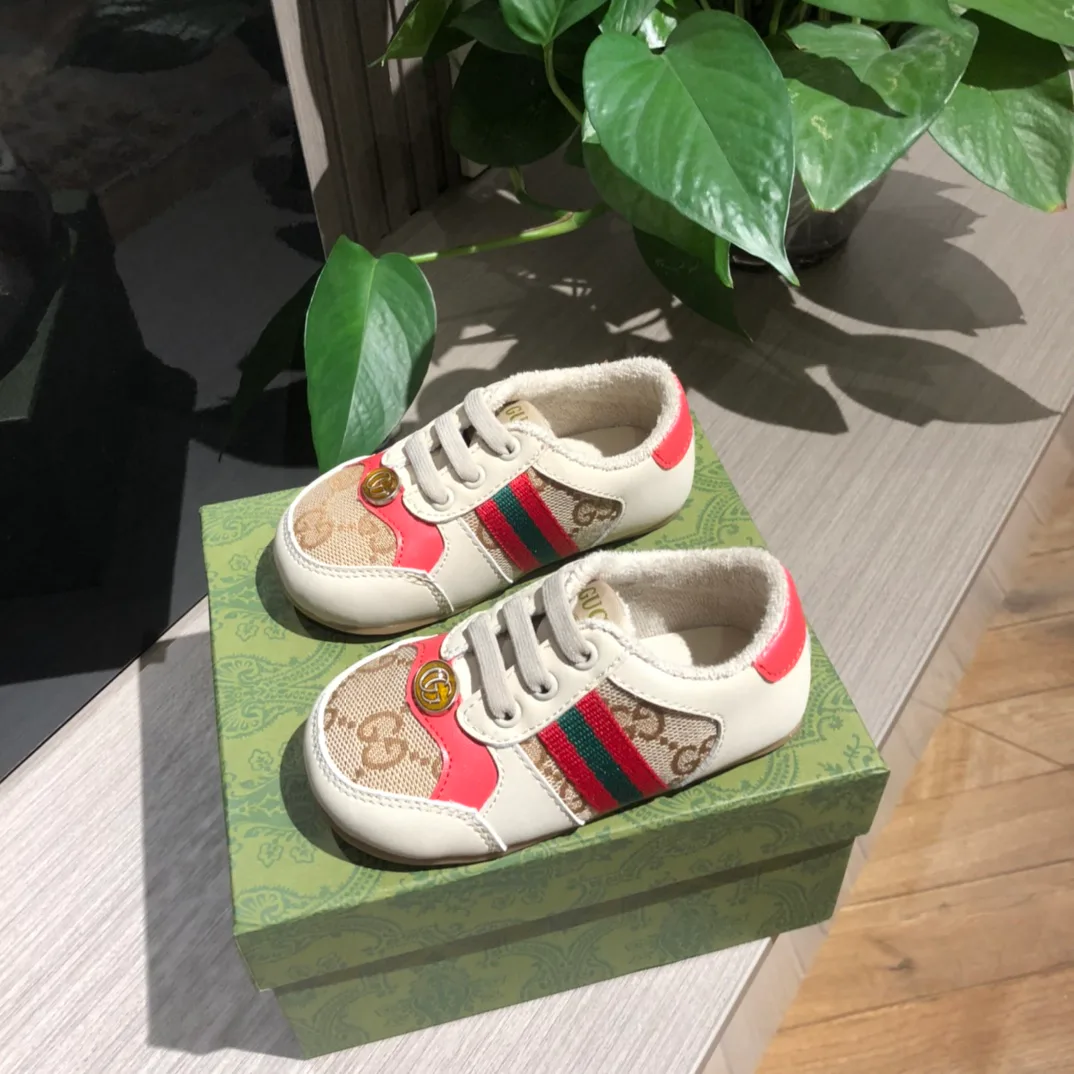 Кроссовки Женские Gucci 18696789