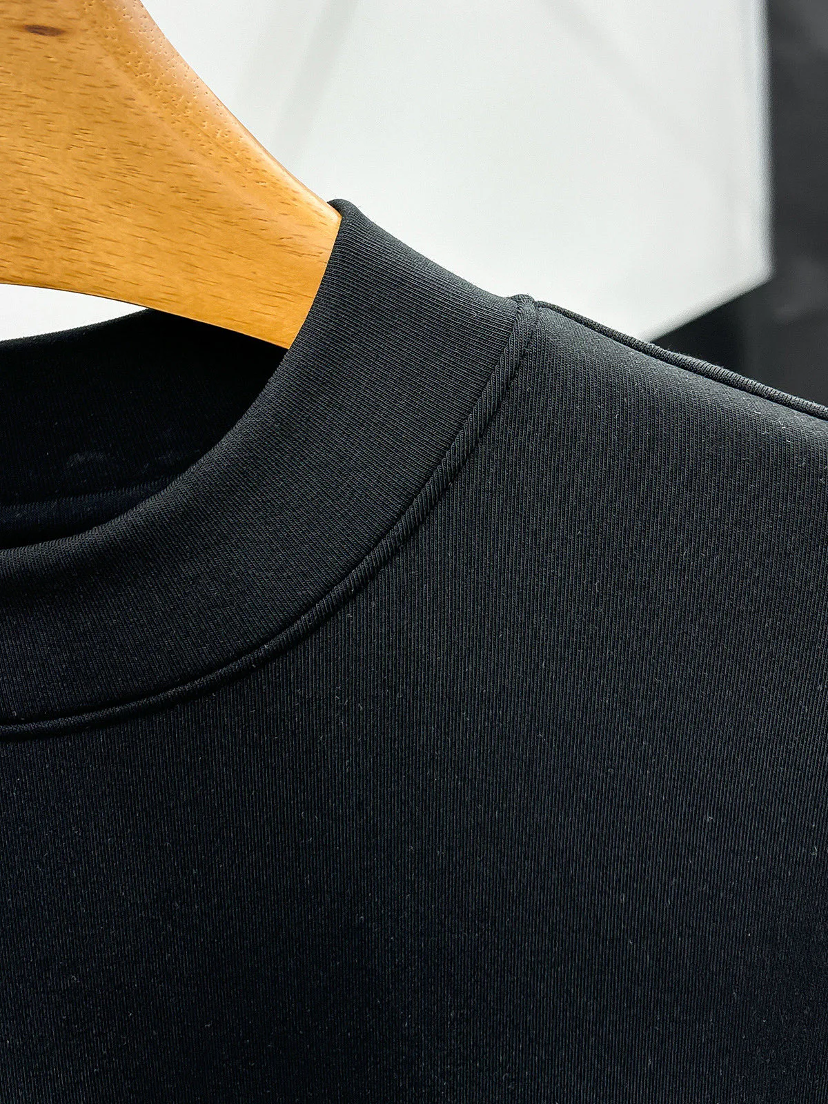 Лонгсливы Мужские Louis Vuitton 235300