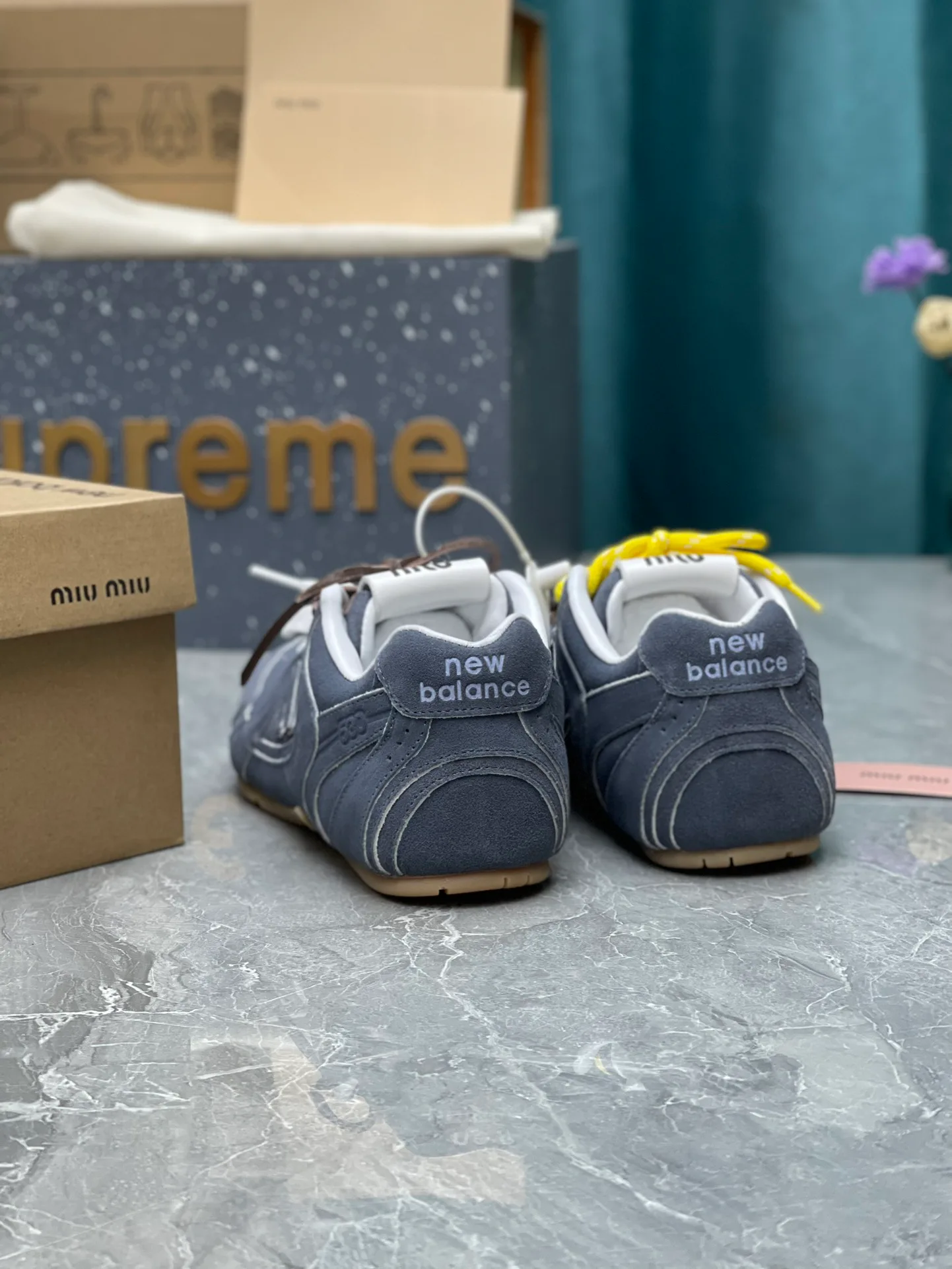Кроссовки Женские Miu Miu 11567602