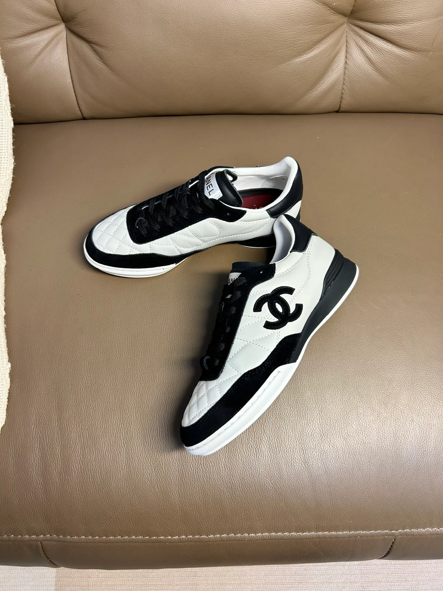 Кроссовки Женские Chanel 11579331