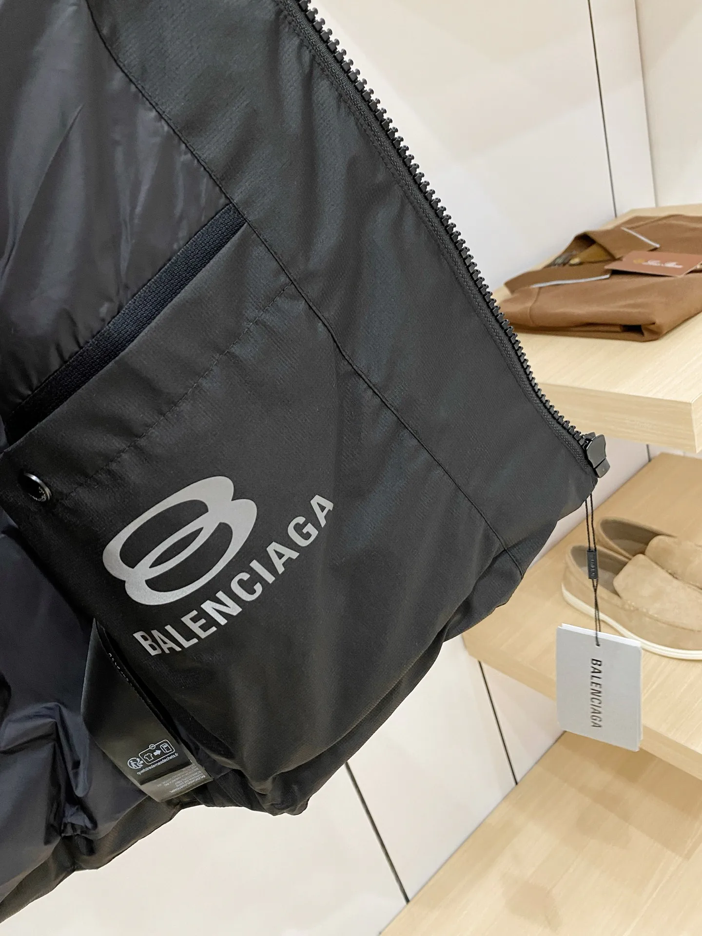 Жилеты Женские Balenciaga 18639713
