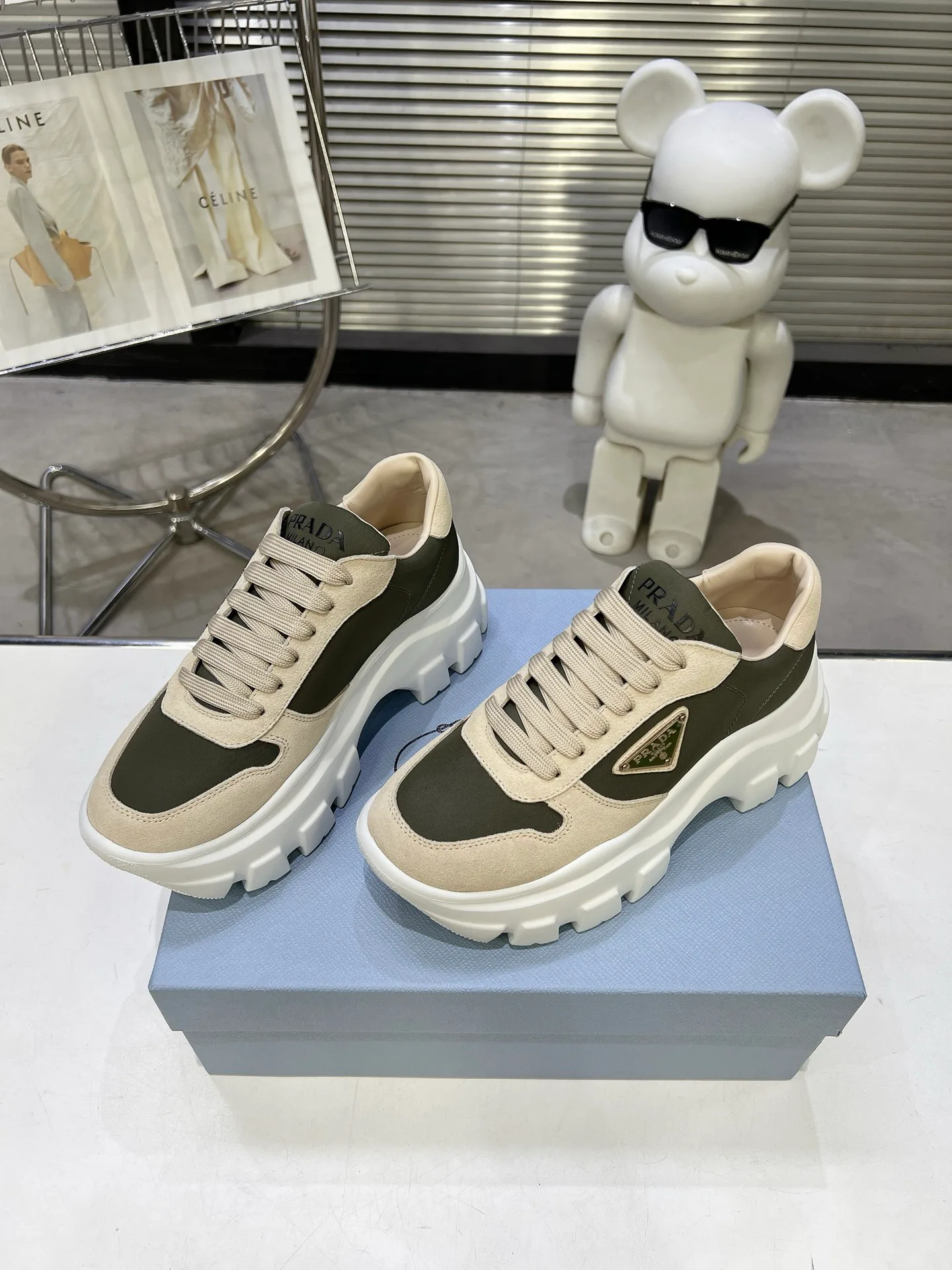 Кроссовки Женские Prada 17371785
