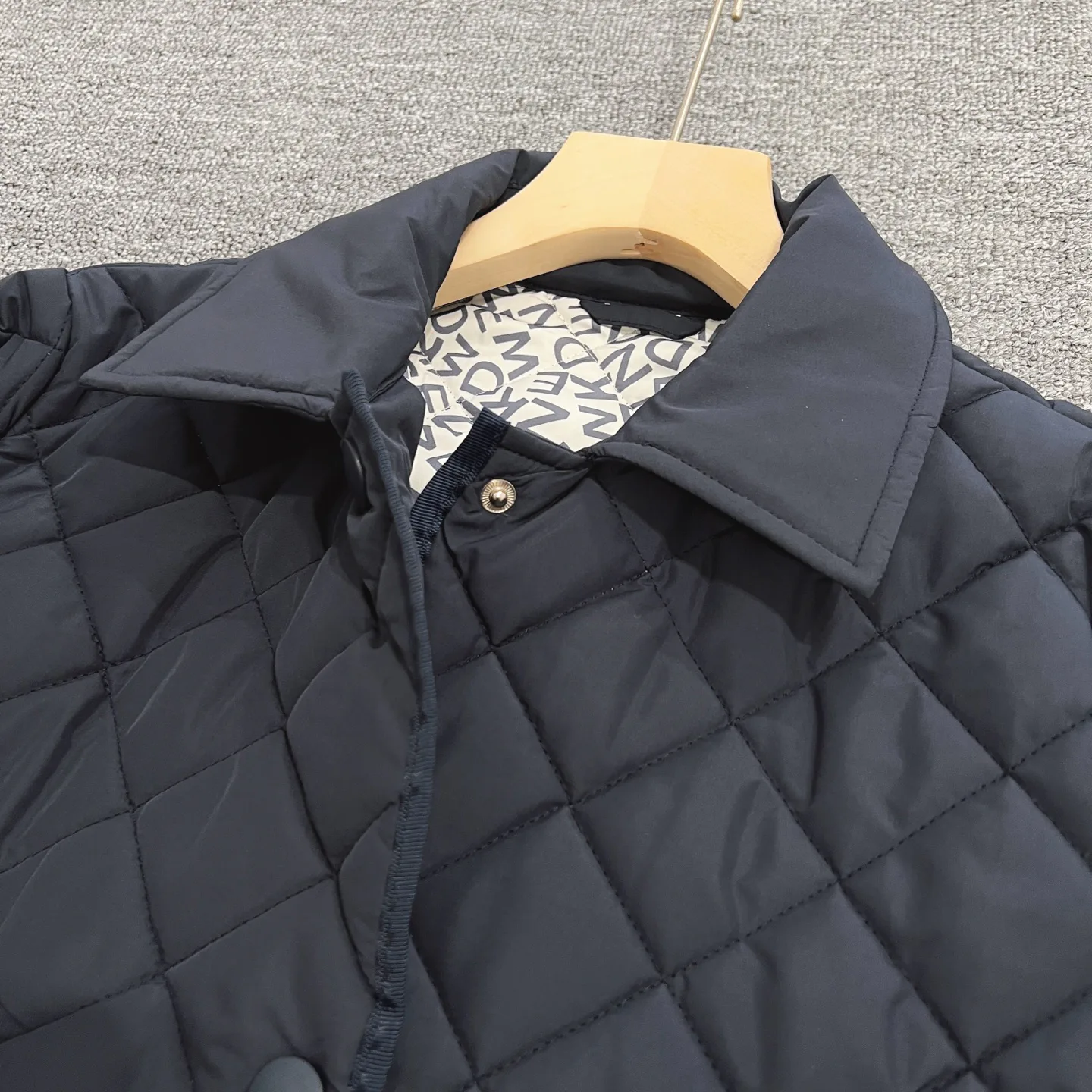 Куртки И Пуховики Женские Max Mara 1065730