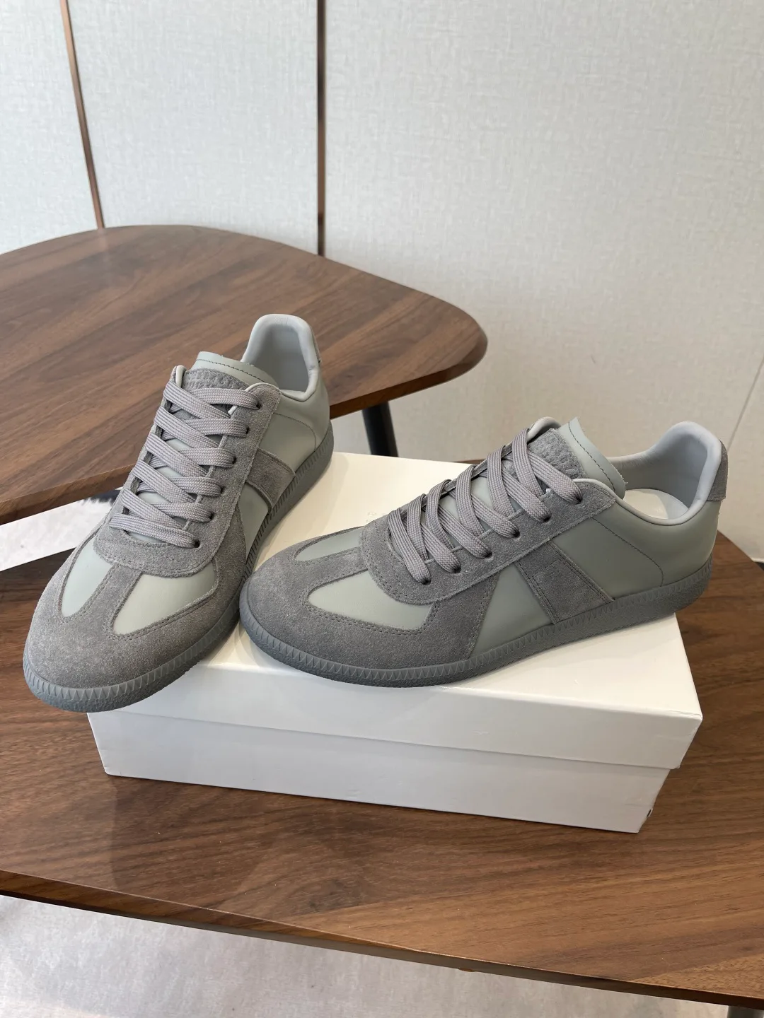 Кроссовки Женские Maison Margiela 1284379