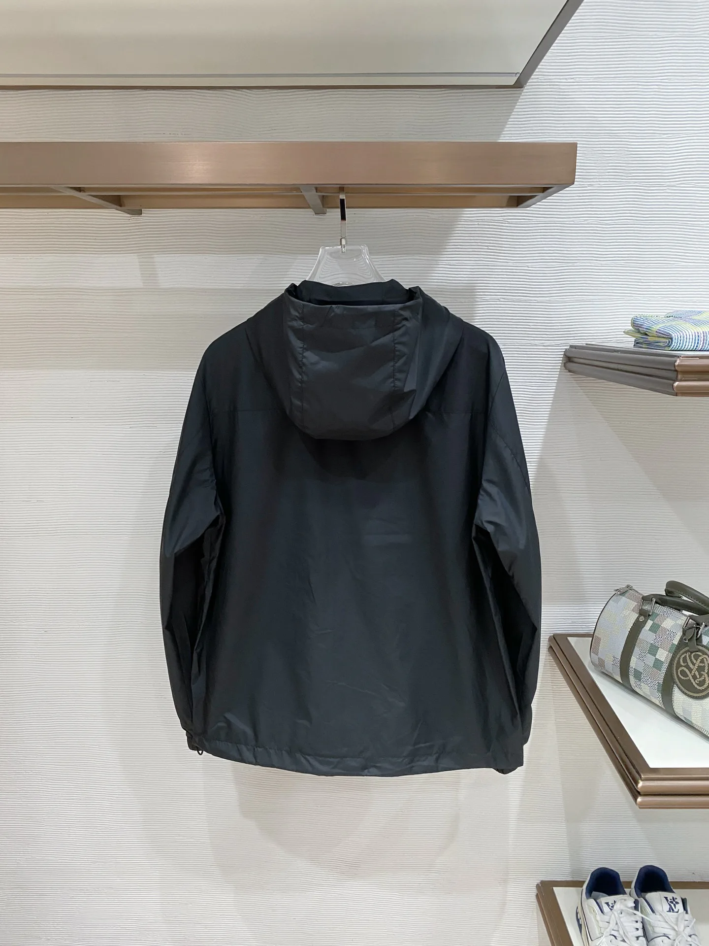 Куртки И Пуховики Мужские Moncler 11584621