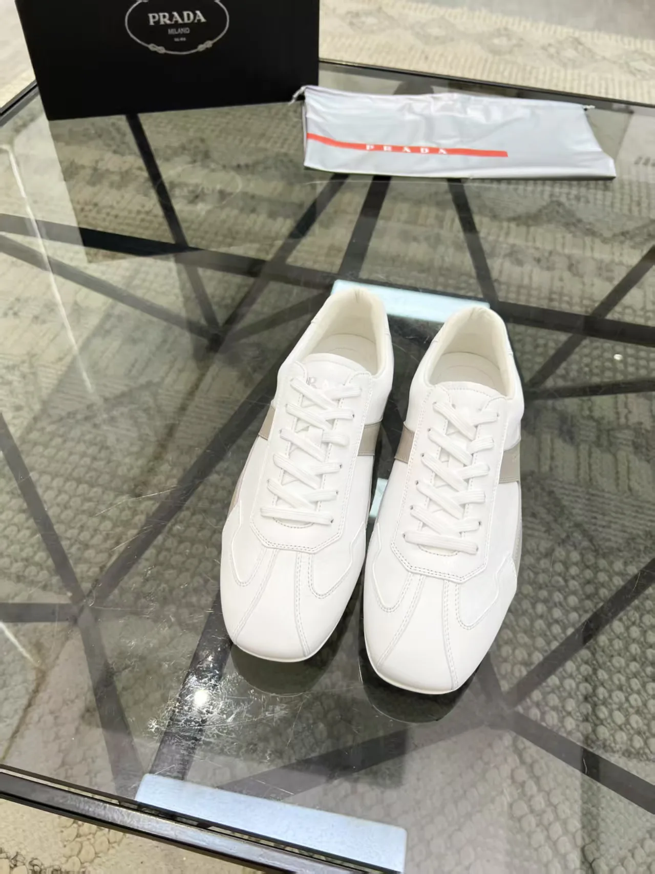 Кроссовки Мужские Prada 2492392