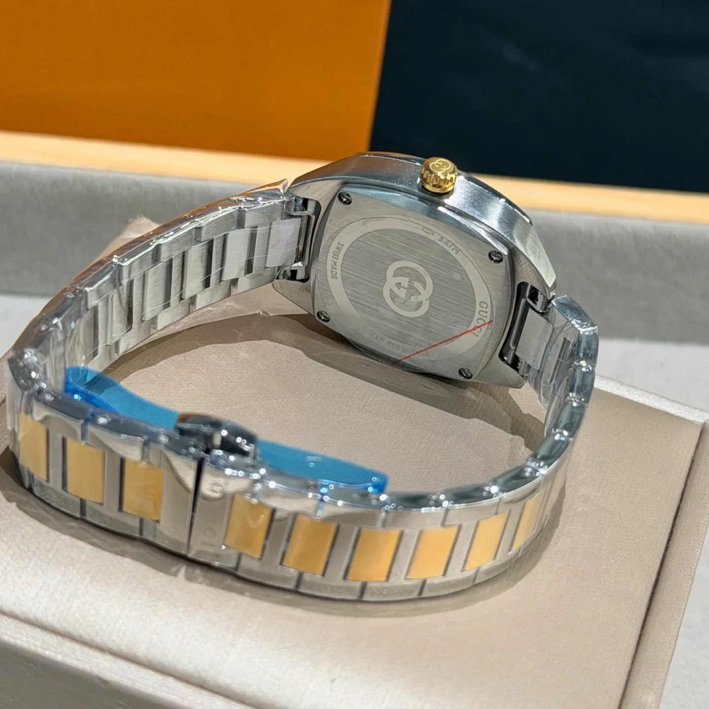 Часы Женские Gucci 18362060