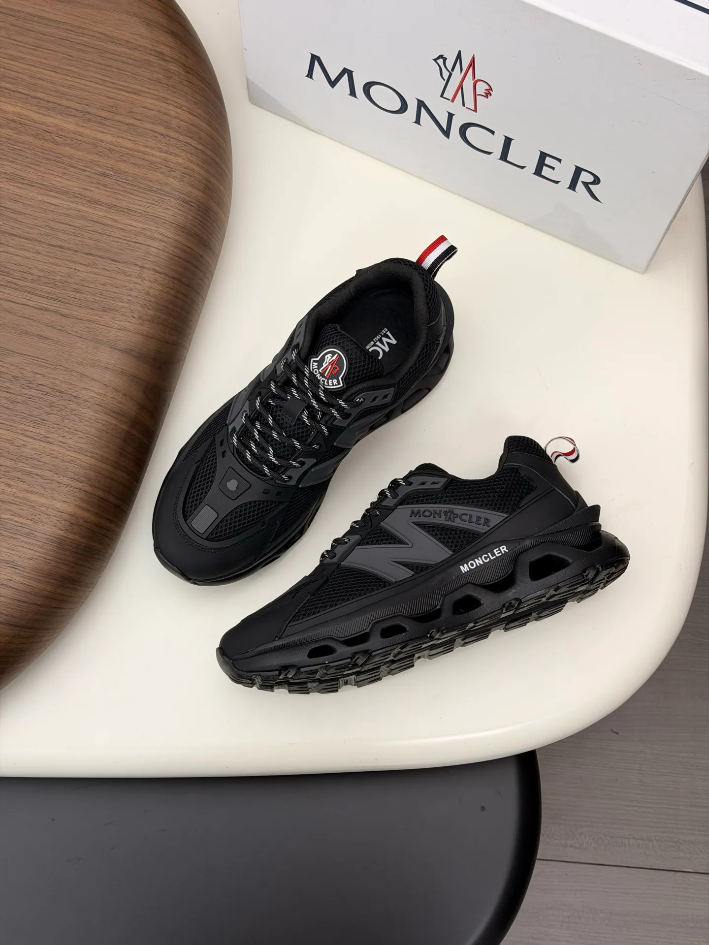 Кроссовки Мужские Moncler 12098163