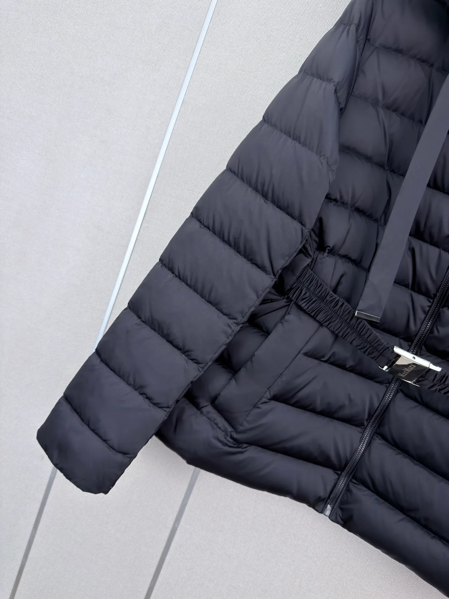 Куртки И Пуховики Женские Max Mara 18043046