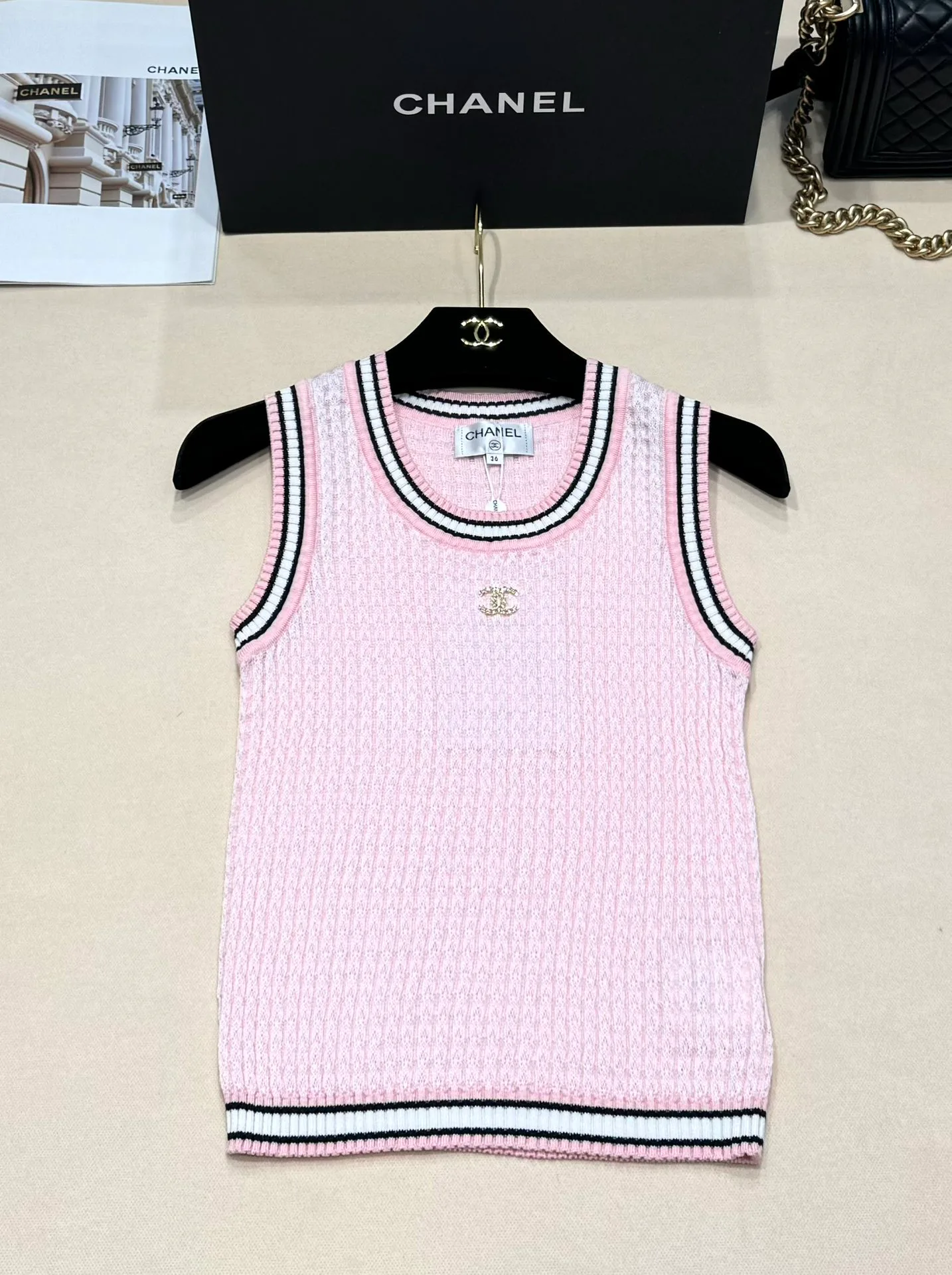 Жилеты Женские Chanel 11271241