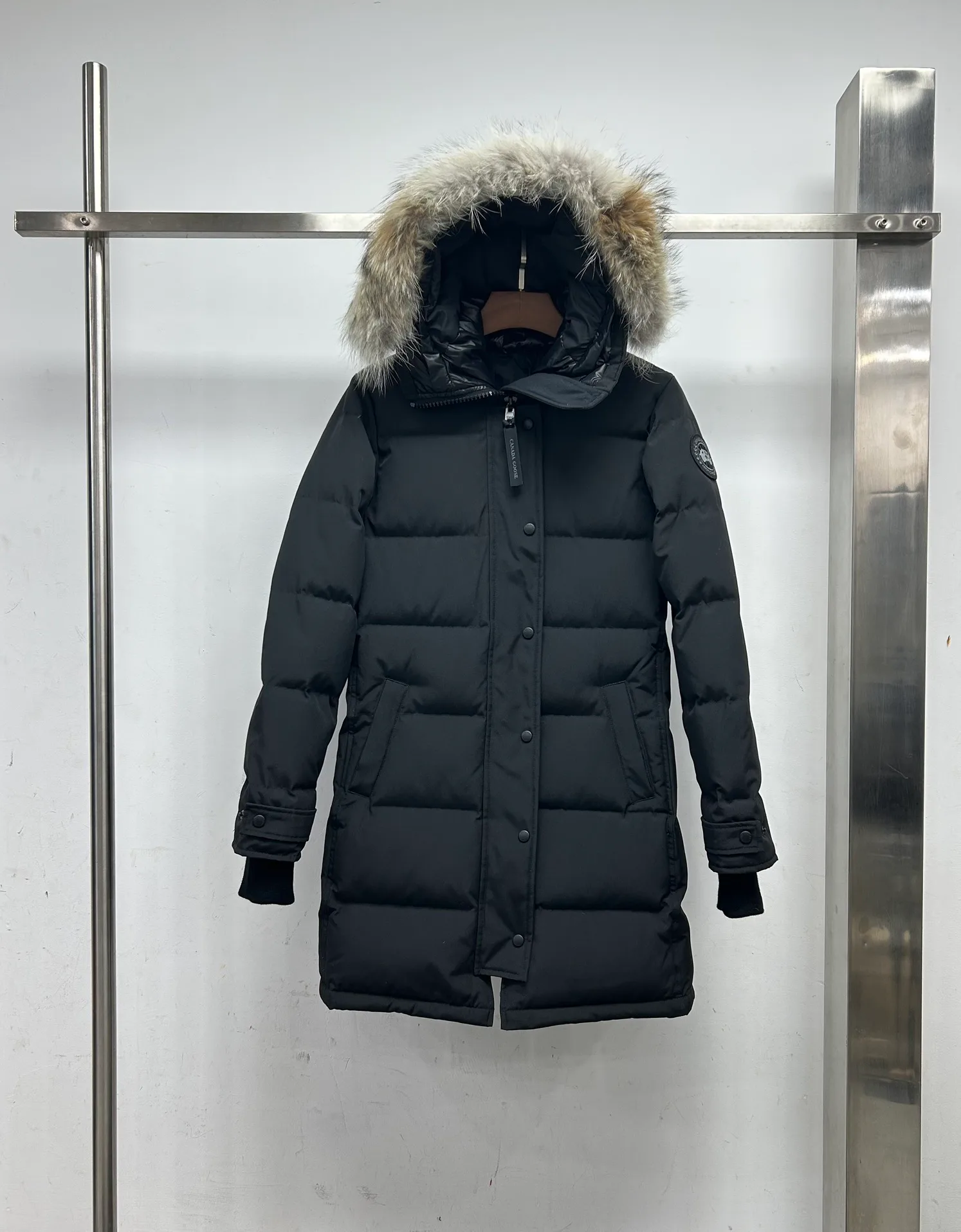 Куртки И Пуховики Женские Canada Goose 18188607
