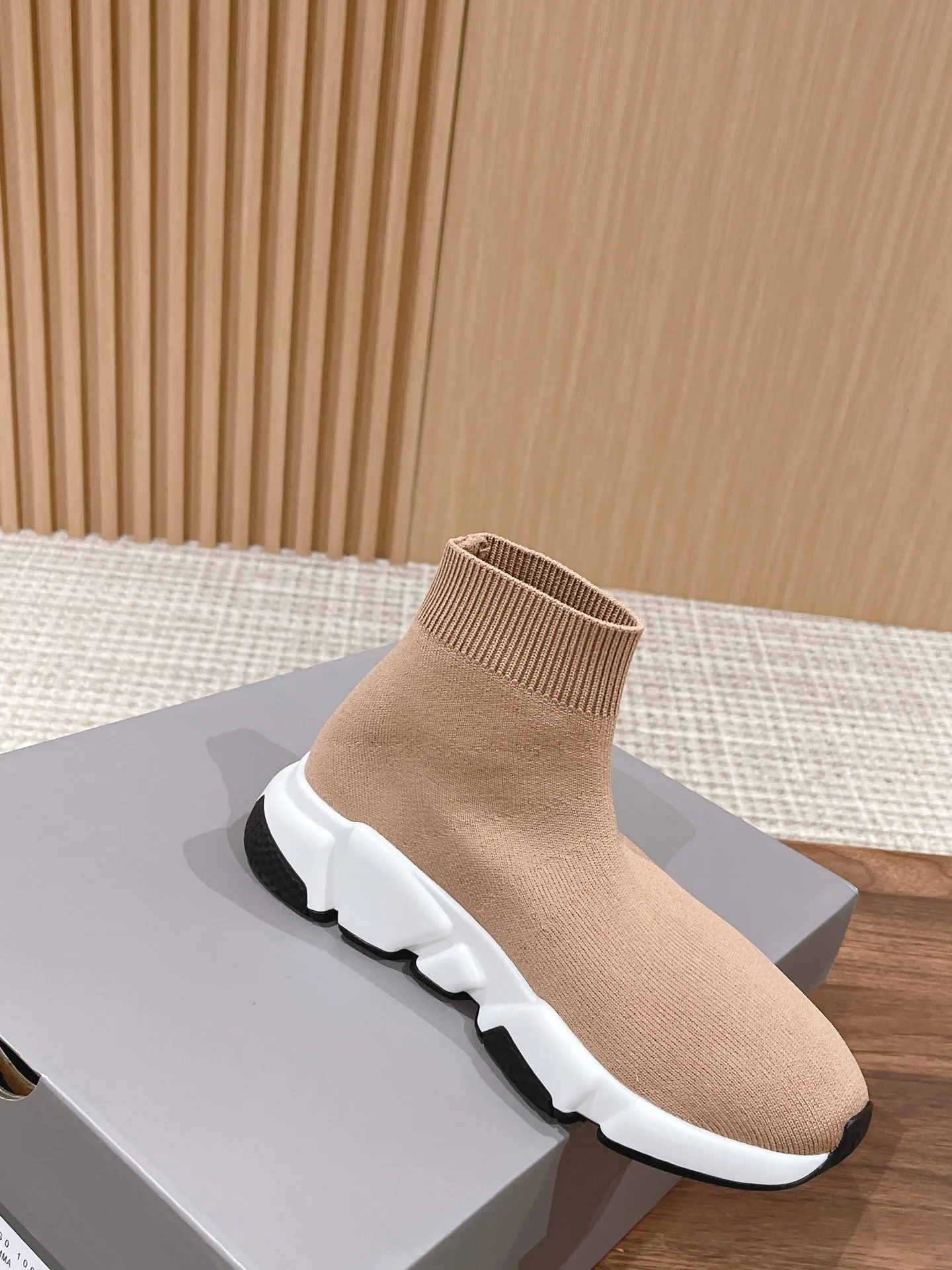 Кроссовки Женские Balenciaga 19780185
