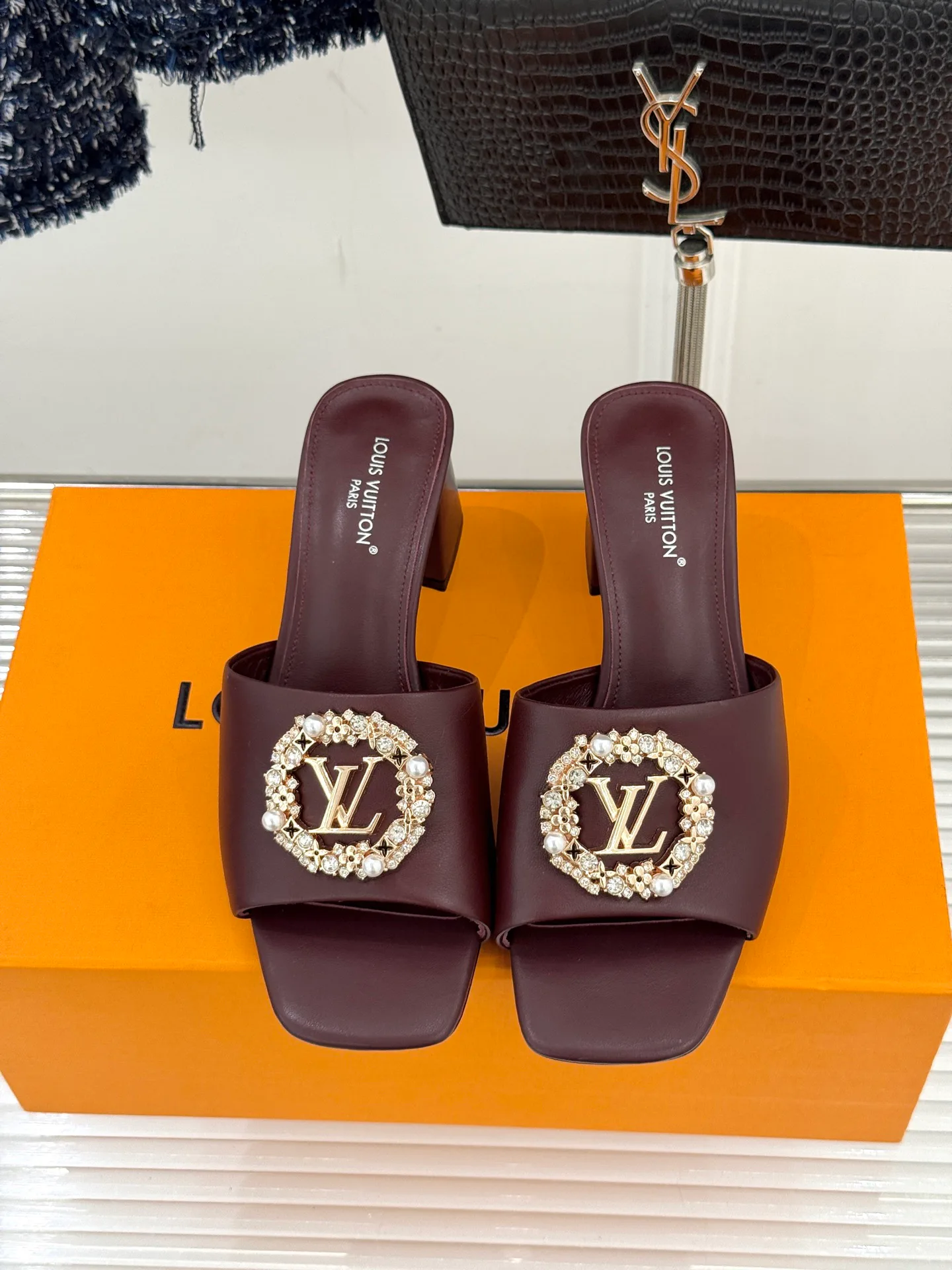 Босоножки Женские Louis Vuitton 2768104