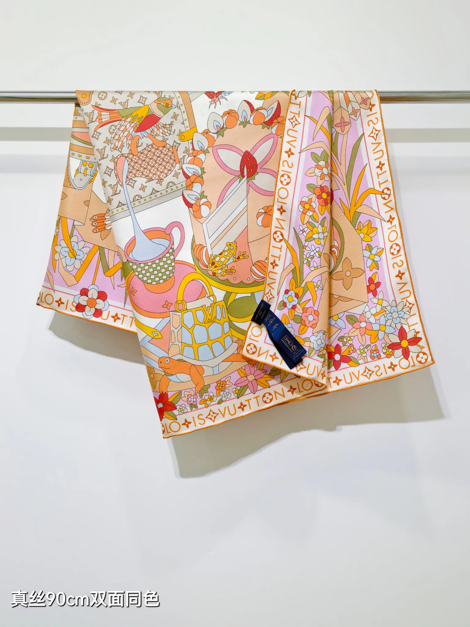 Текстиль Louis Vuitton 13151096