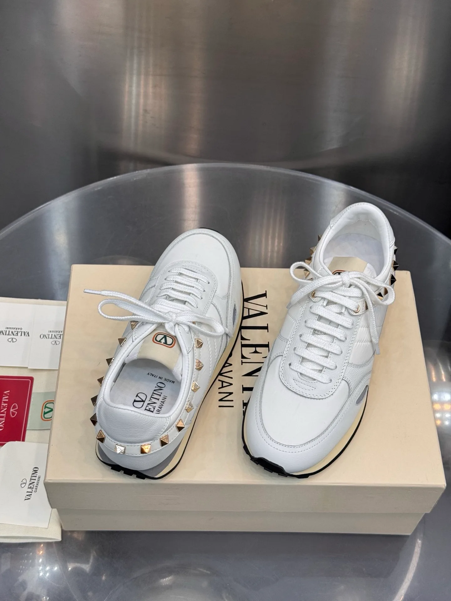 Кроссовки Женские Valentino 18202512