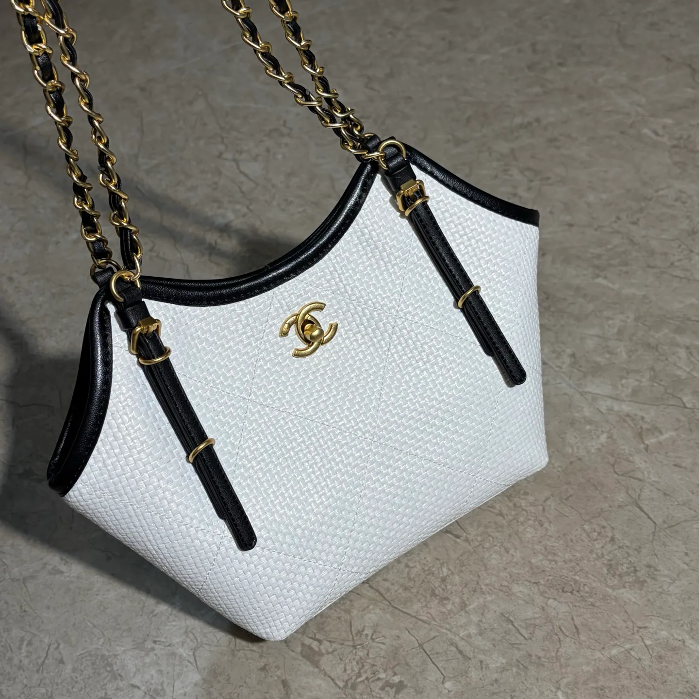 Сумки На Ремне Женские Chanel 561143