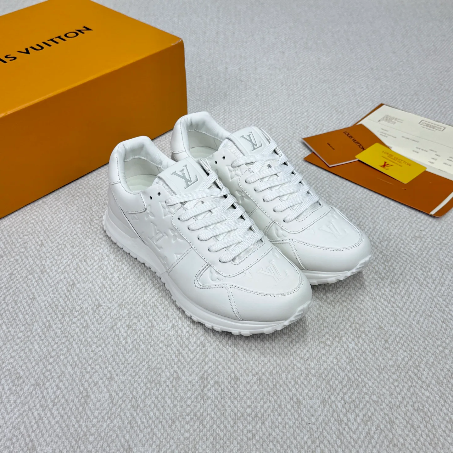 Кроссовки Мужские Louis Vuitton 18892499