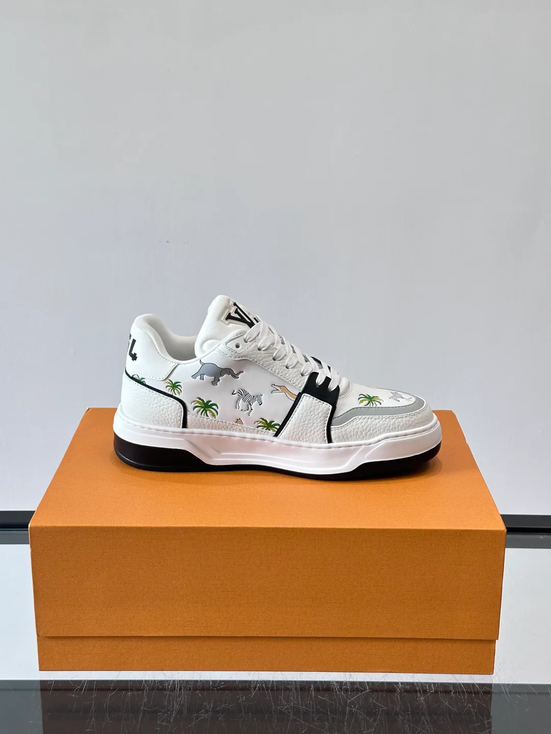 Кроссовки Мужские Louis Vuitton 11615775