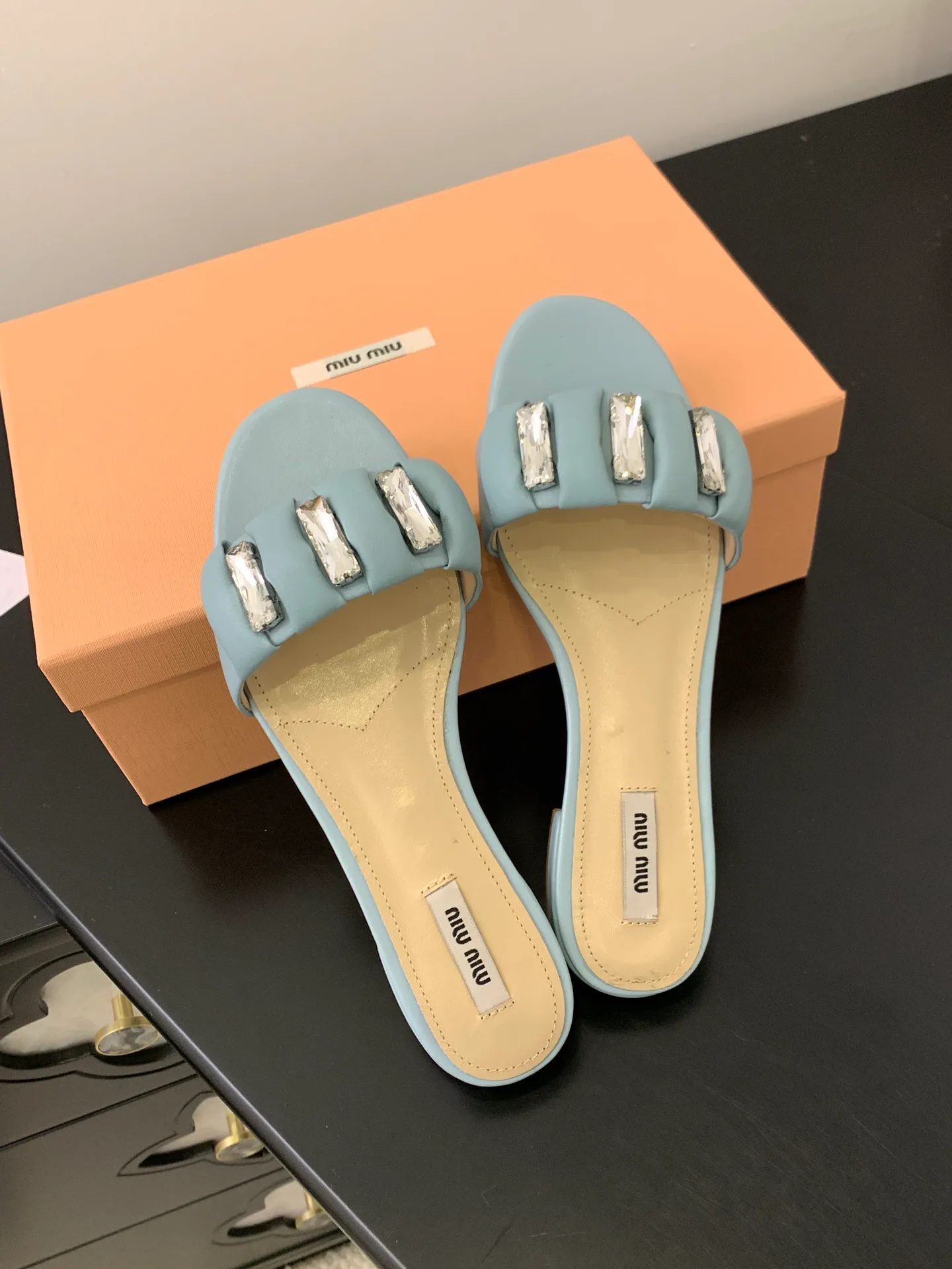 Шлепанцы Женские Miu Miu 31100