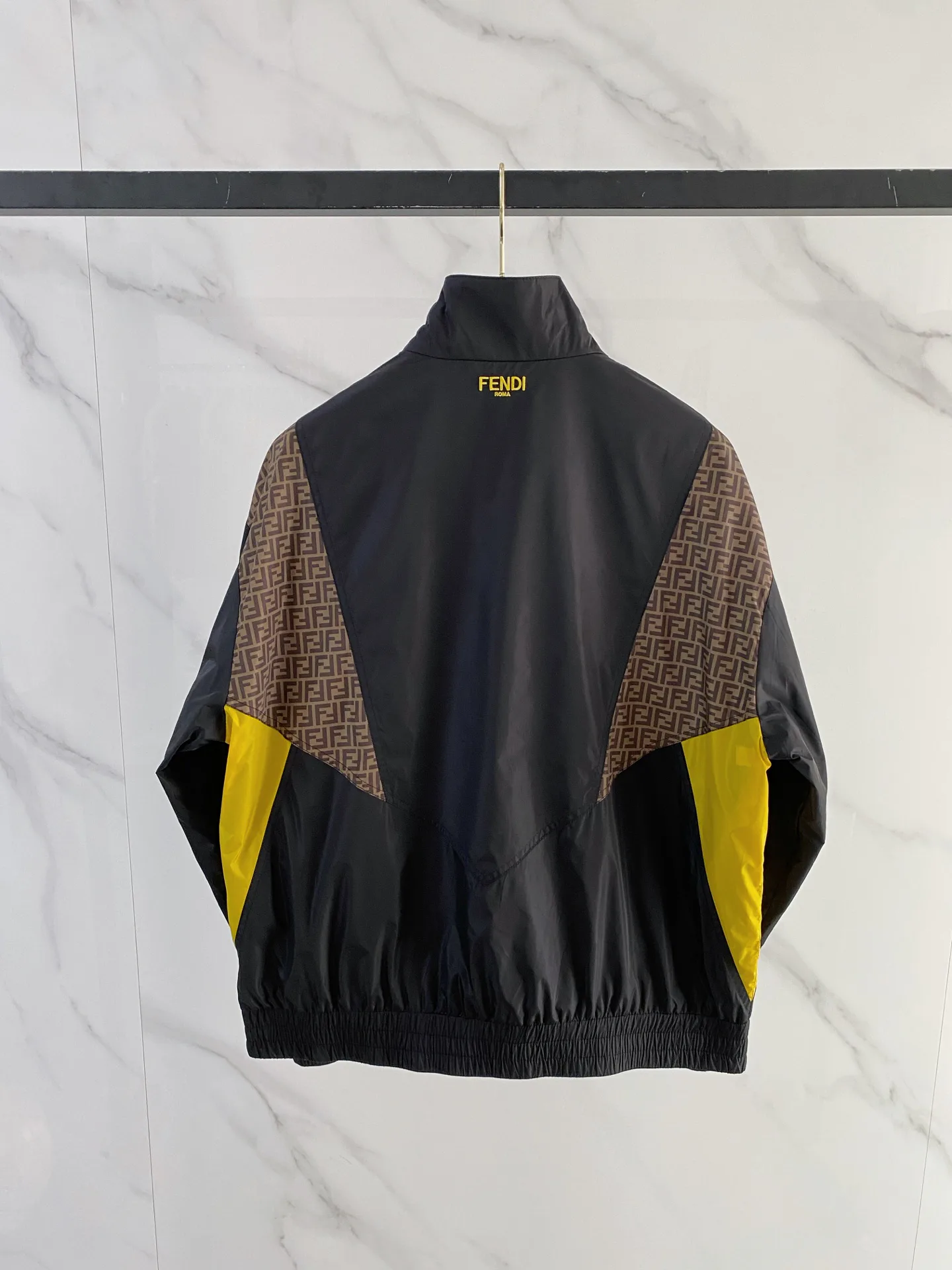 Куртки И Пуховики Мужские Fendi 11664782