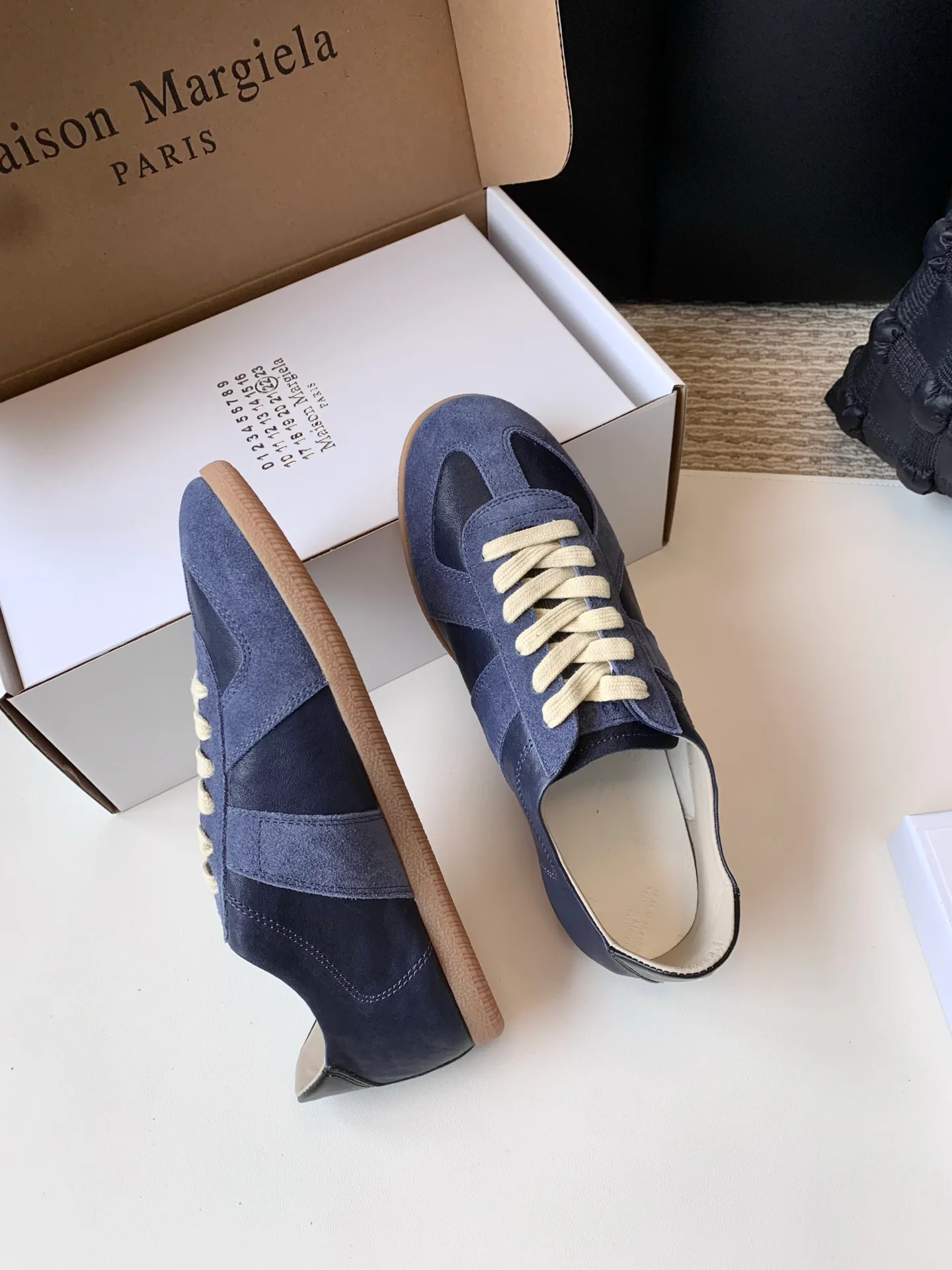 Кроссовки Женские Maison Margiela 17628617