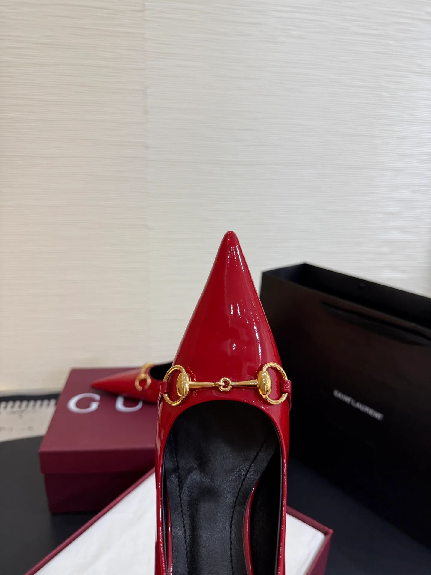 Туфли Женские Gucci 18444614