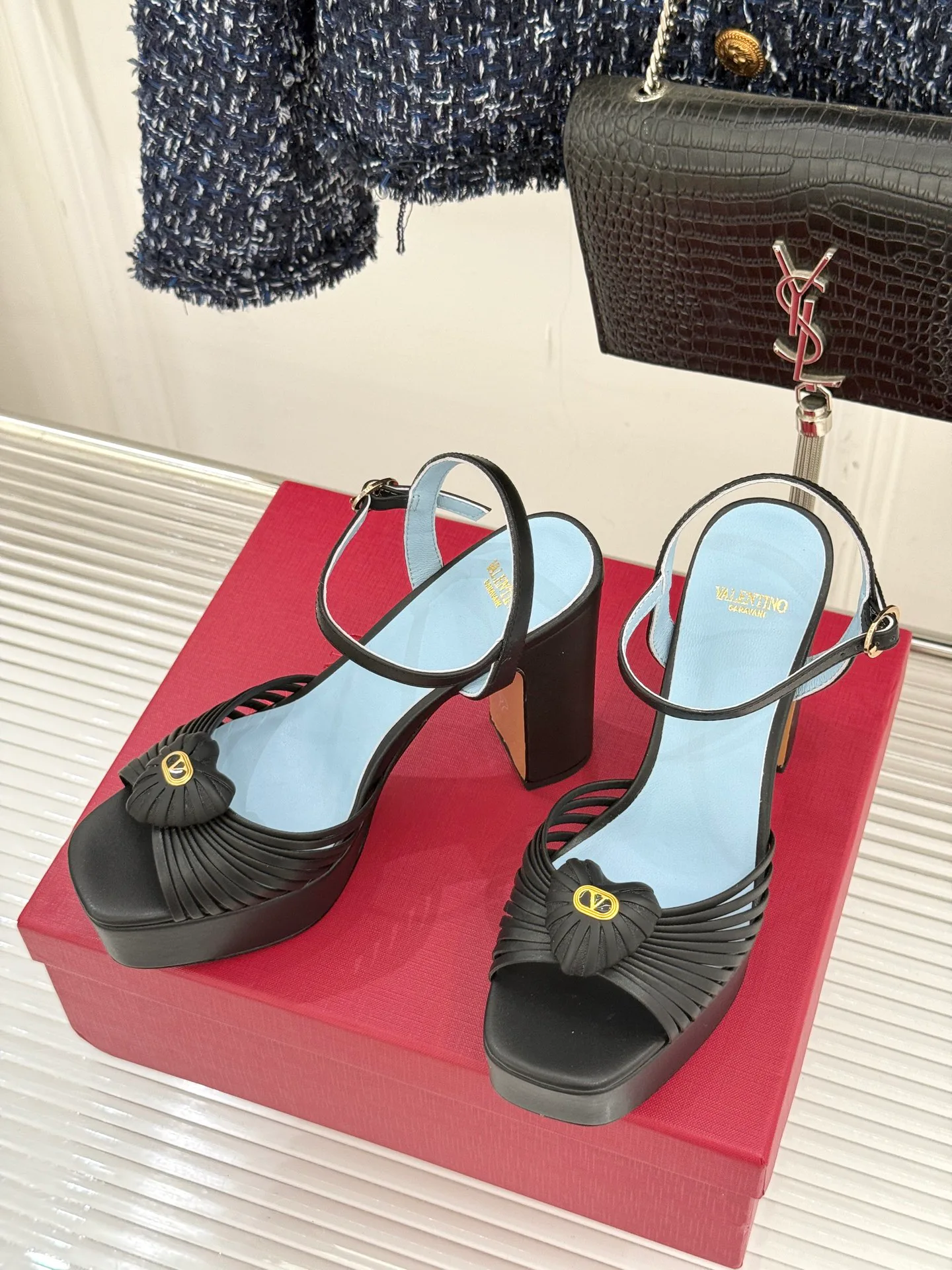 Босоножки Женские Valentino 954176