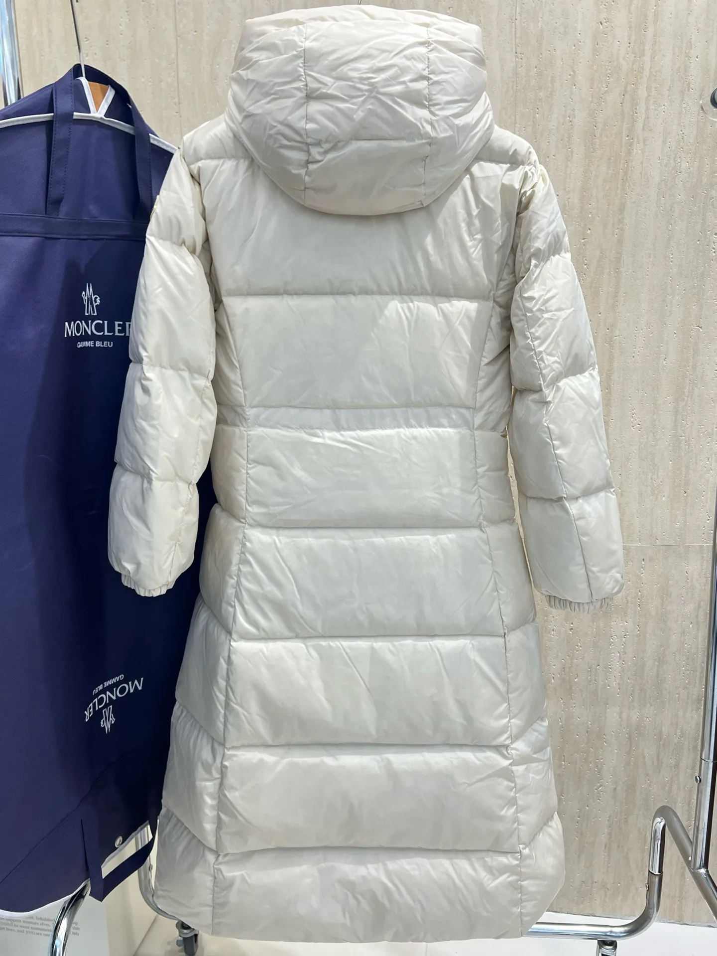 Куртки И Пуховики Женские Moncler 18723417