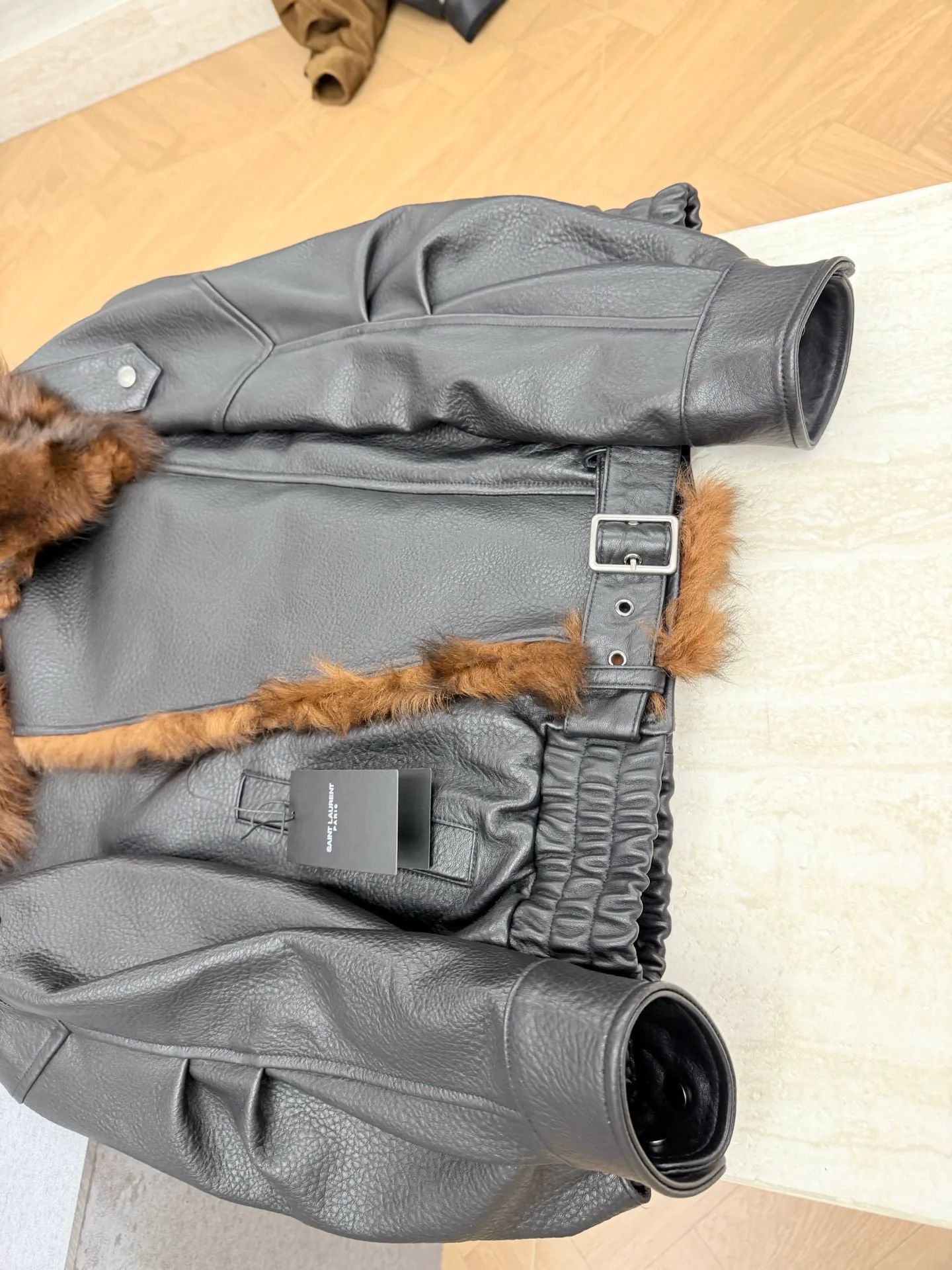 Кожаные Куртки И Дублёнки Женские Saint Laurent 18743235