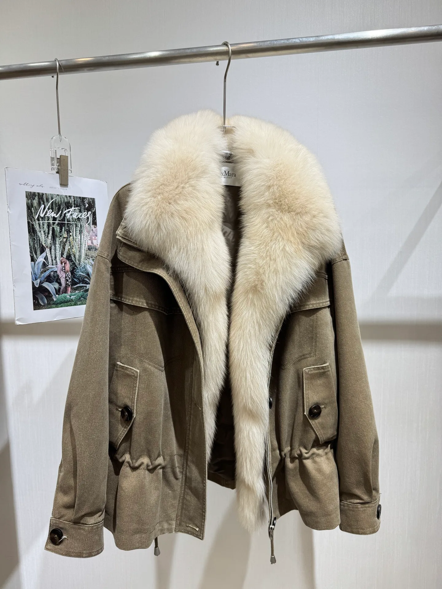 Куртки И Пуховики Женские Max Mara 18734860