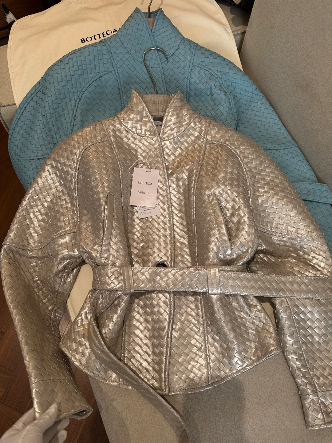 Кожаные Куртки И Дублёнки Женские Bottega Veneta 19134549