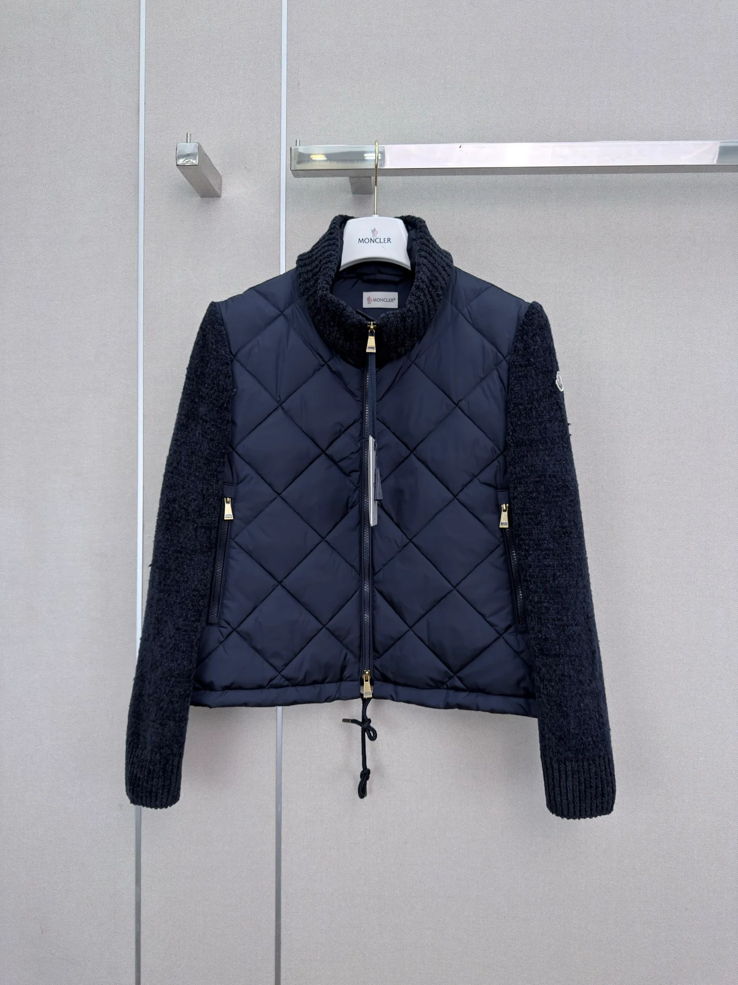 Куртки И Пуховики Женские Moncler 18203545